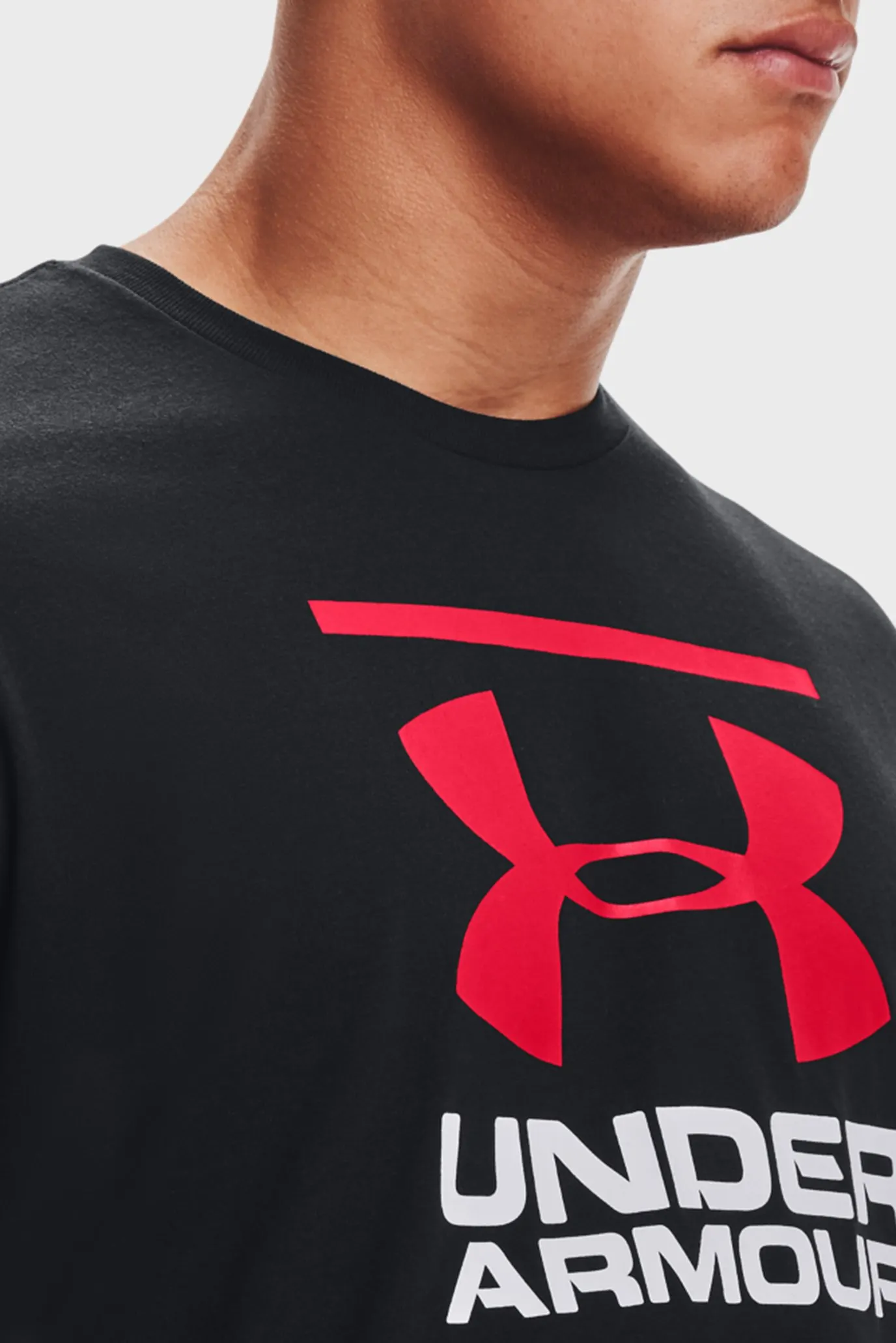 Мужская черная футболка UA GL Foundation 4