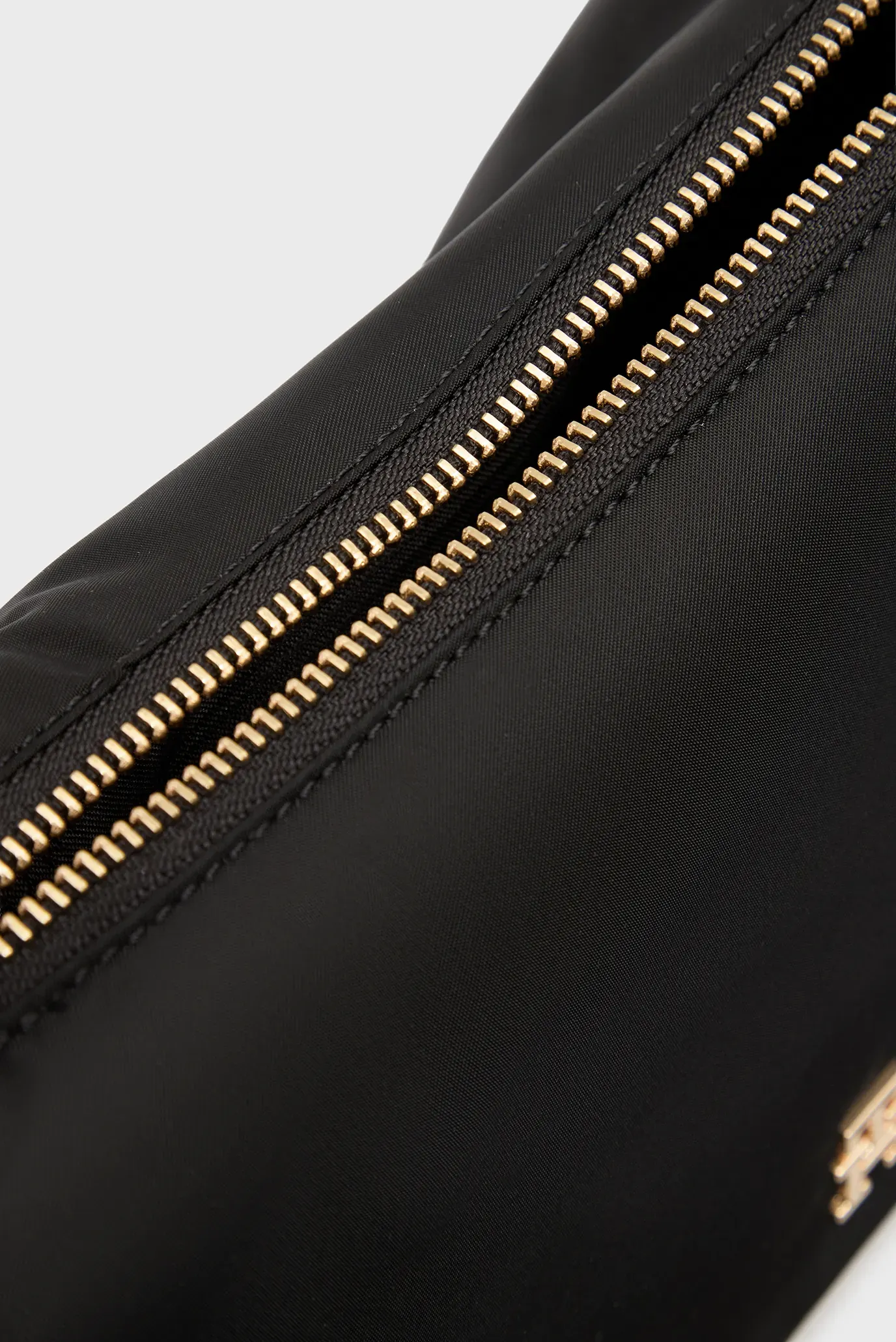 Сумка TH GO CROSSOVER NYLON 6