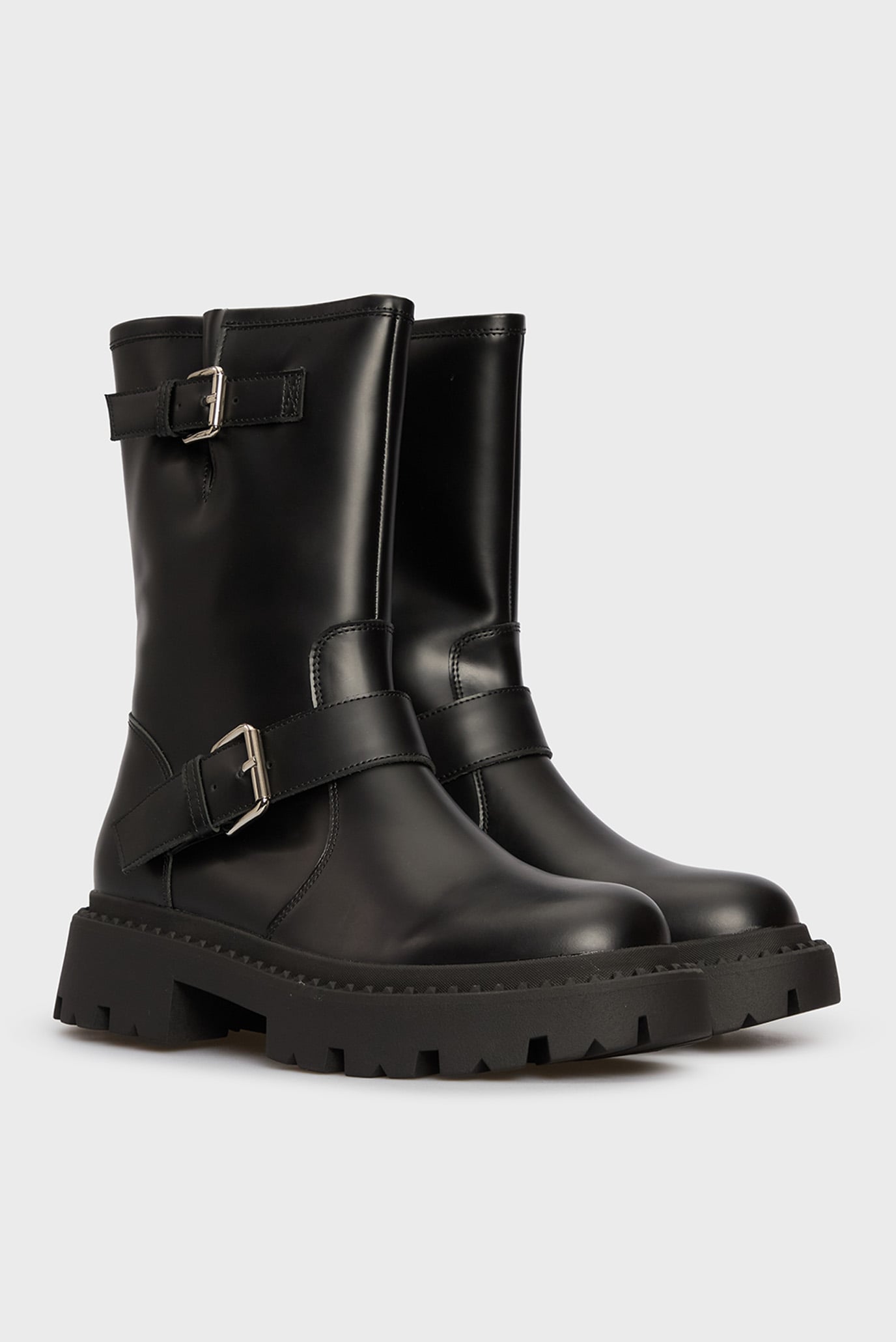 Женские черные кожаные сапоги Berta 3