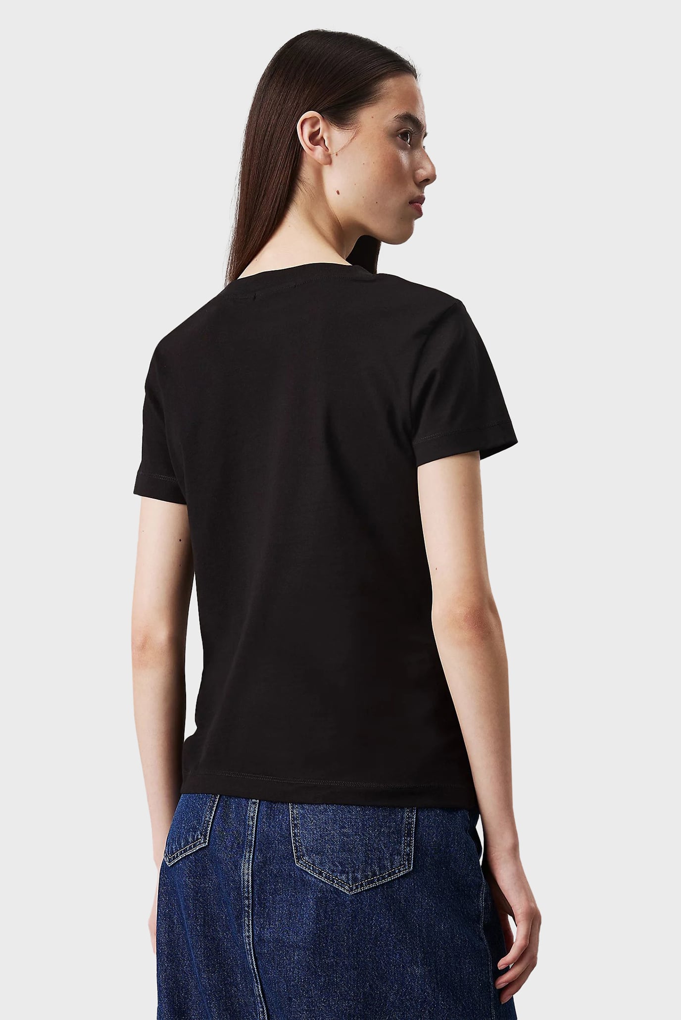 Женская черная футболка MONOLOGO SLIM TEE 3