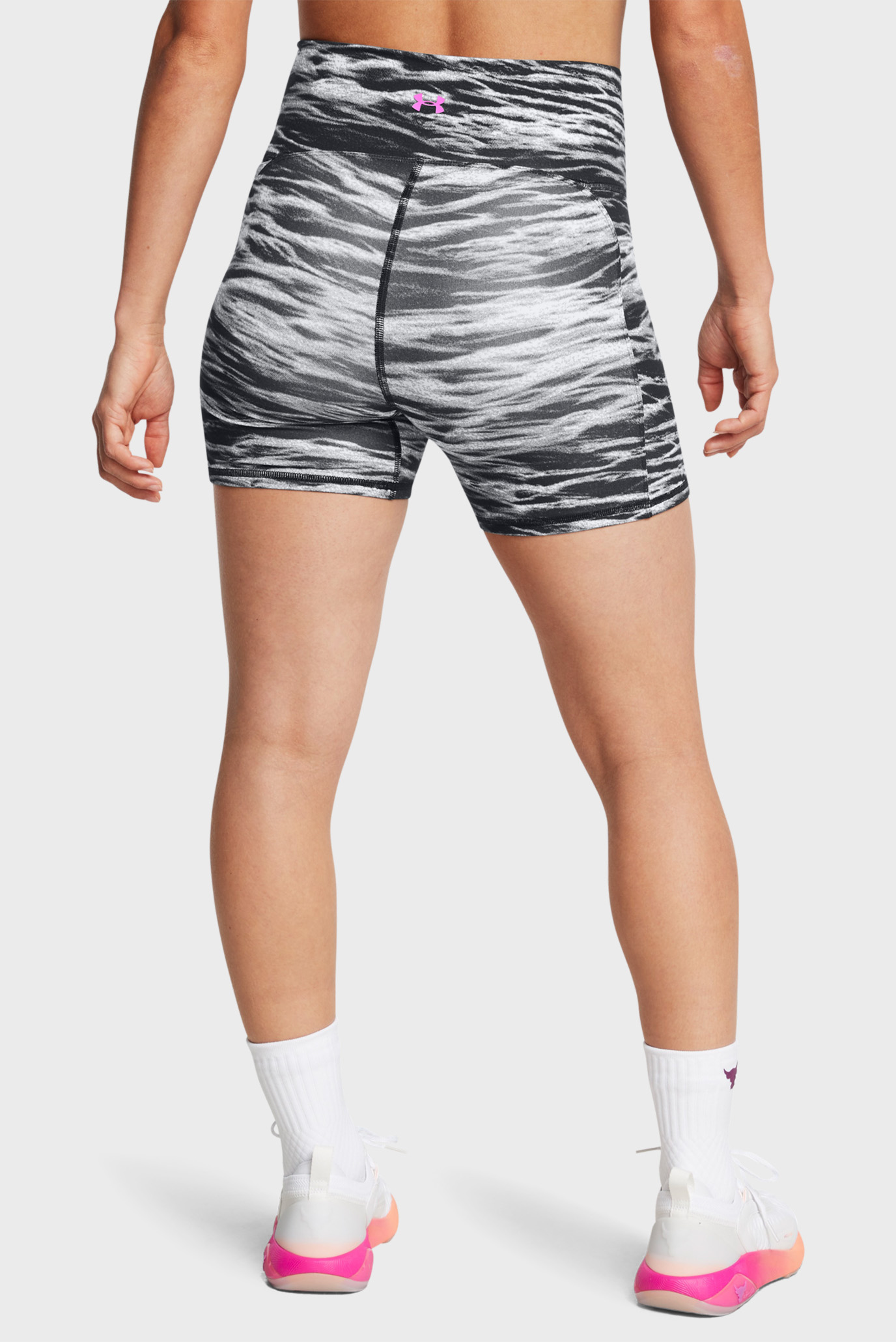 Женские черные велосипедки с узором Pjt Rck HWT Shorts Tools 3