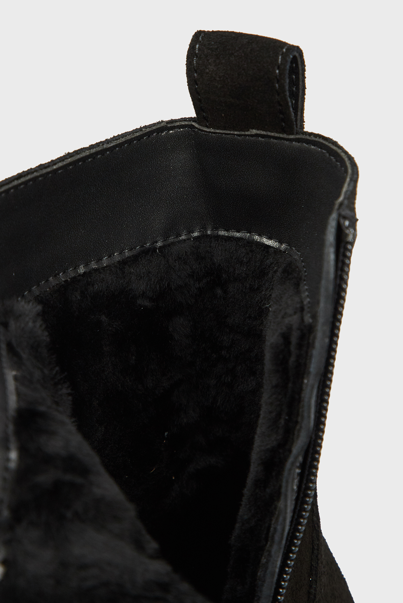 Женские черные замшевые ботинки Jerry Frost 2