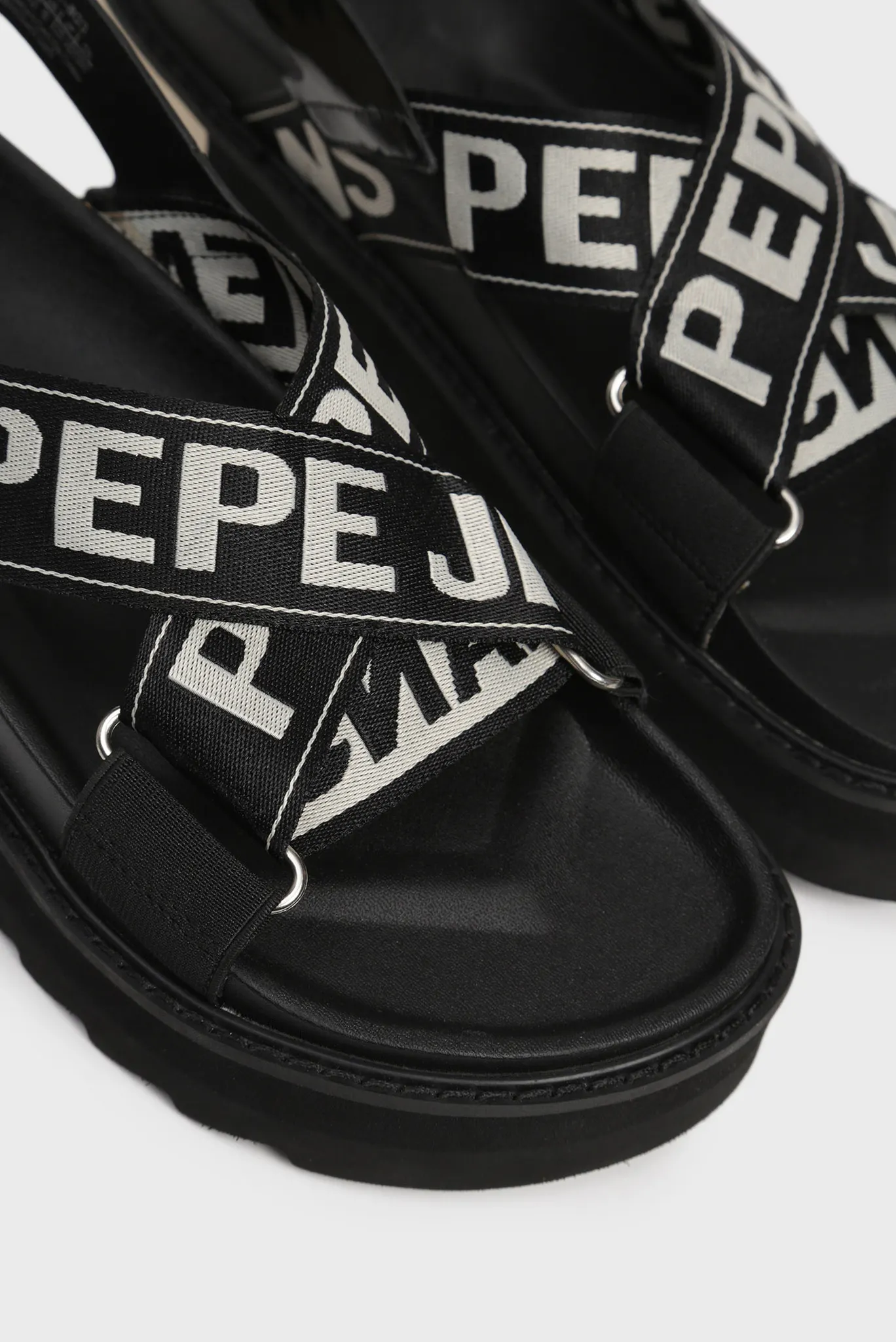 Женские черные сандалии NARITA FOLK 5