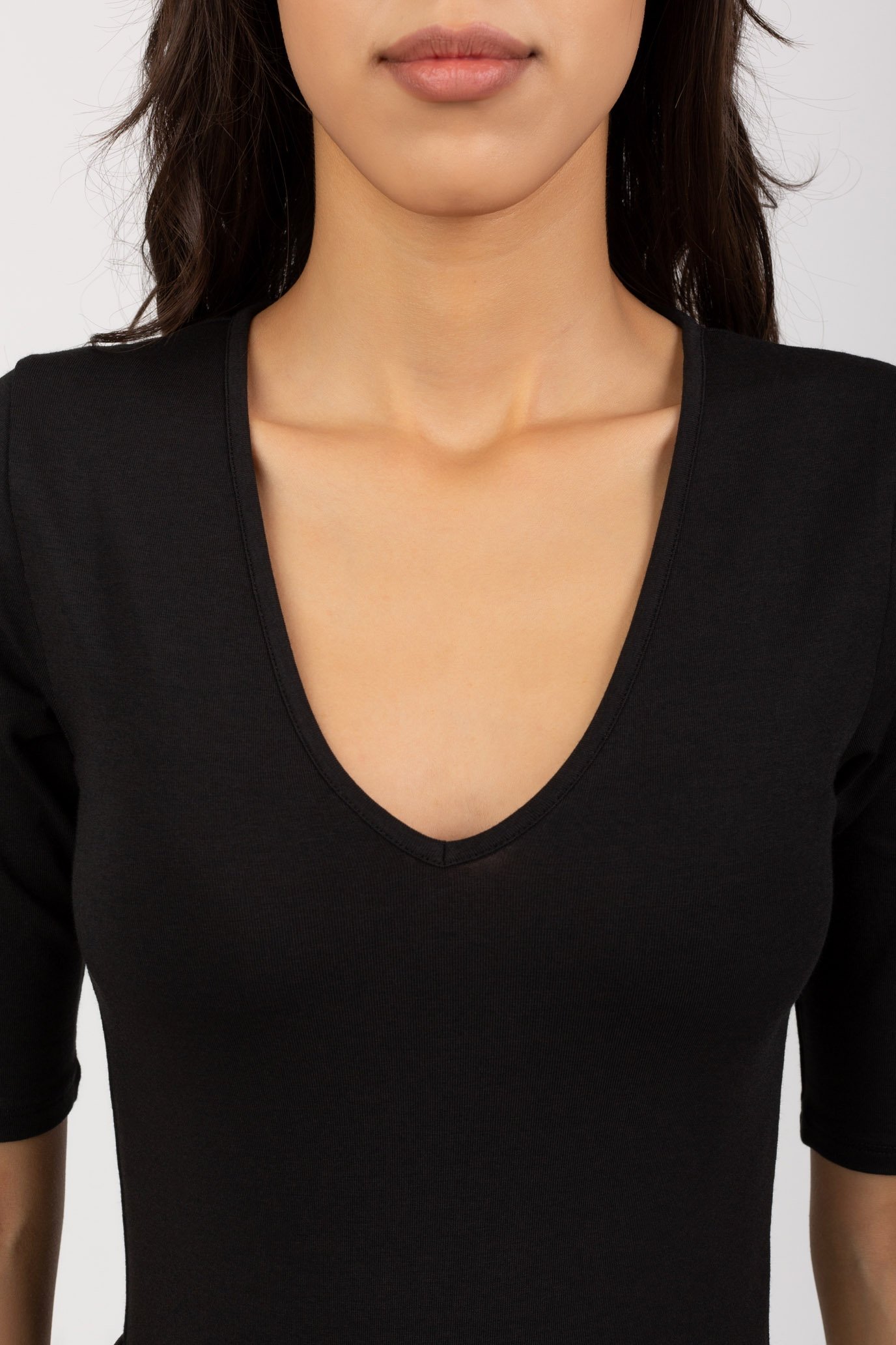 Боди TONAL LOGO V NECK JERSEY BODY 4