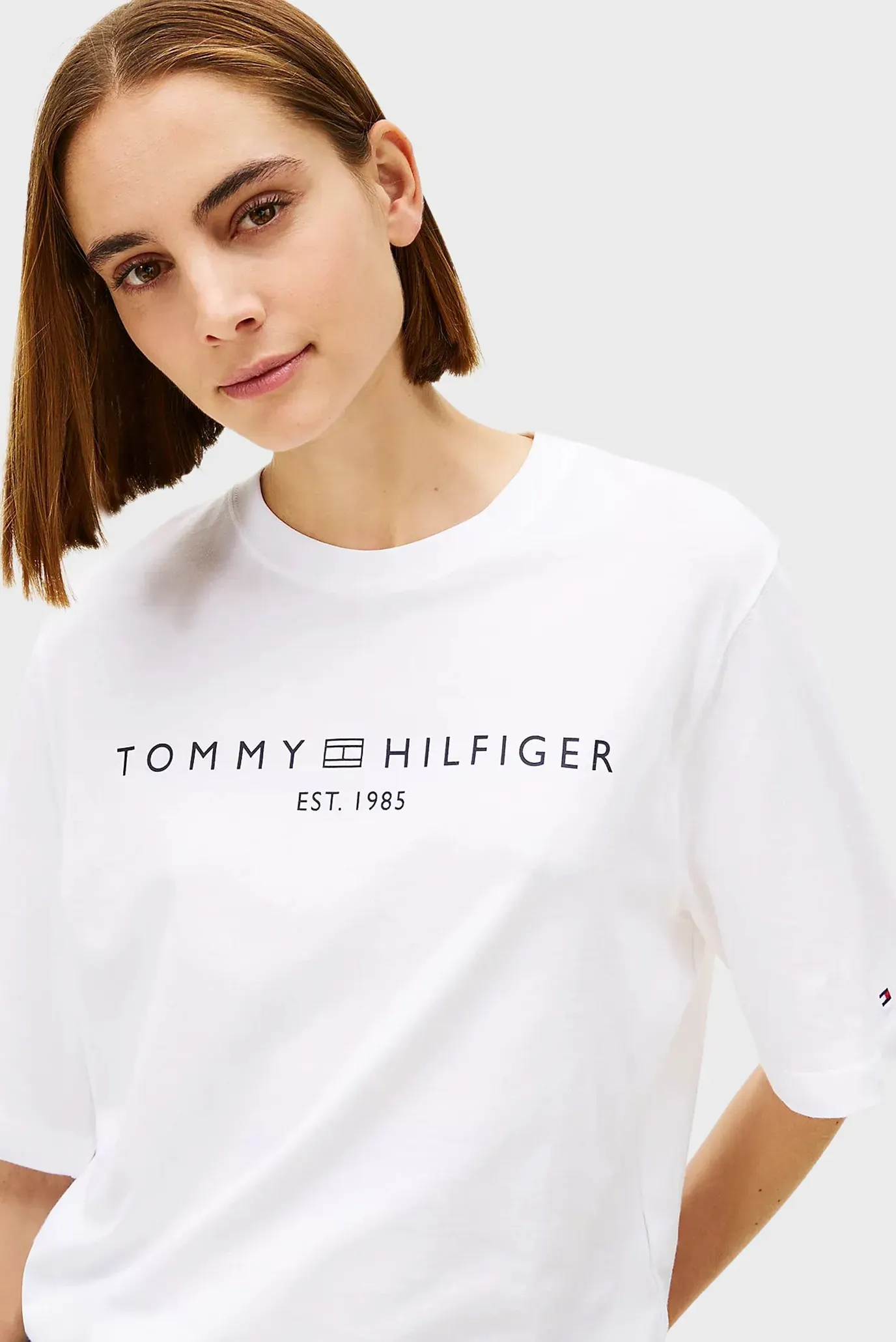 Футболка CORP LOGO TRAPEZE C-NK TEE 4