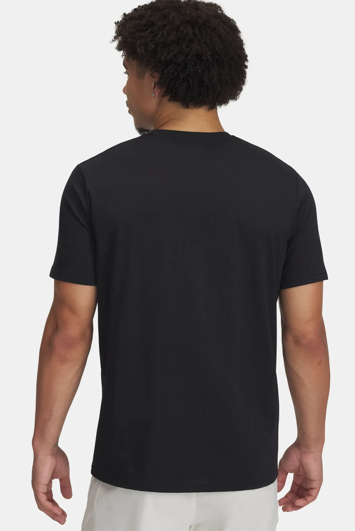 Футболка UA M 60 40s Hoops SS-BLK 2