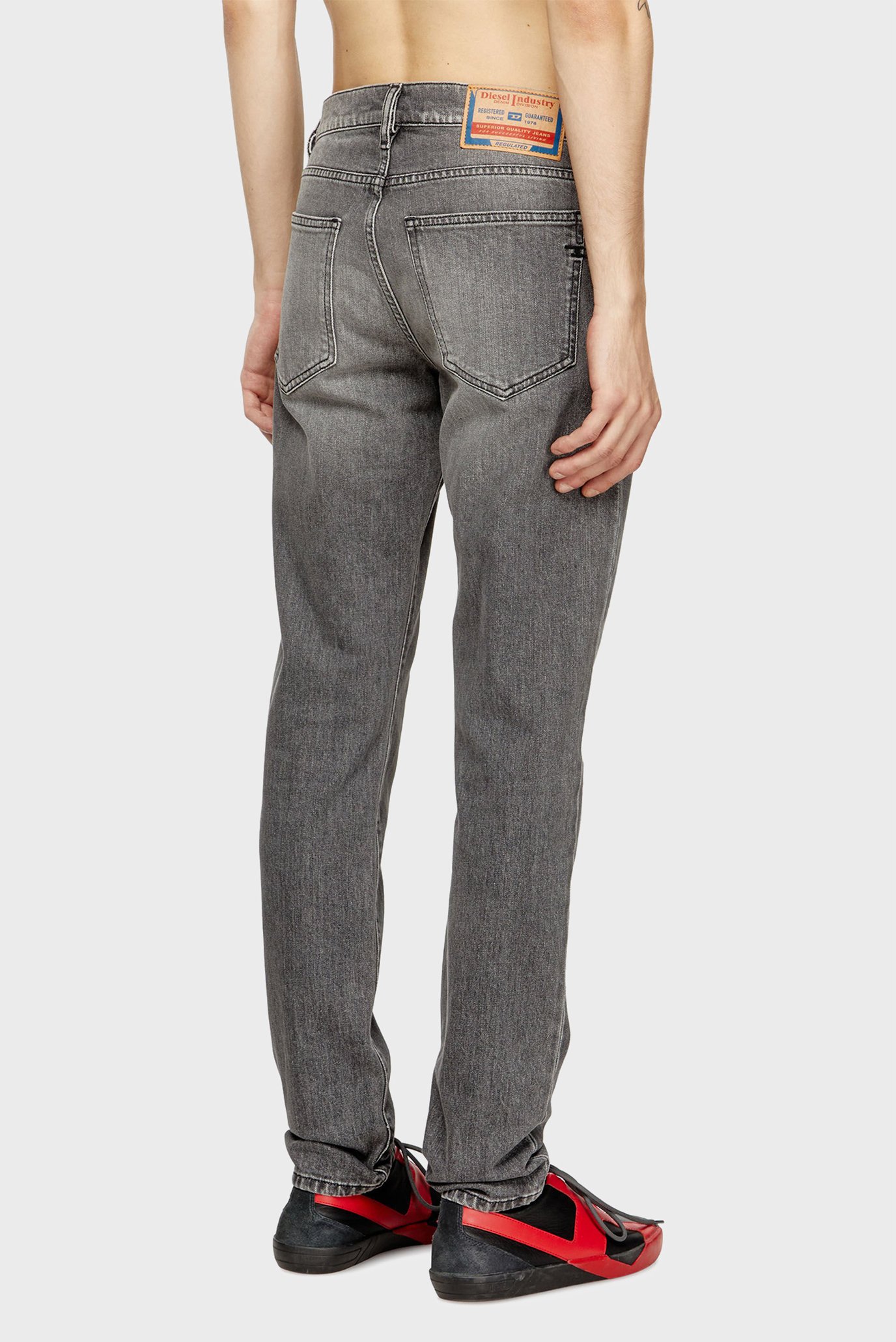 Джинсы 2019 D-STRUKT L.32 PANTALONI 3