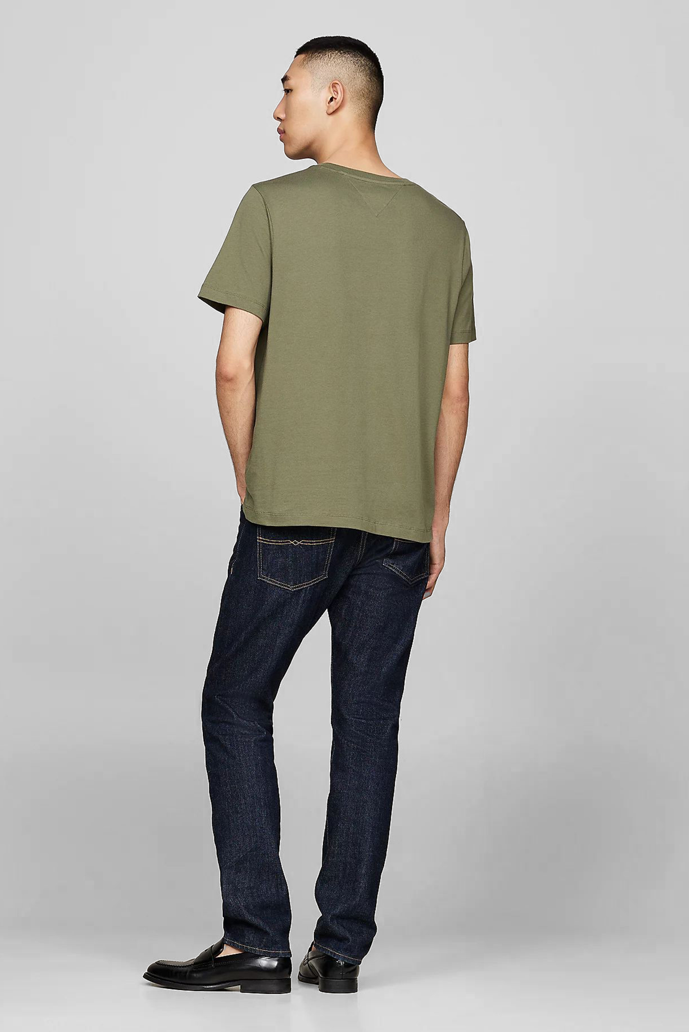 Футболка ESSENTIAL REG FIT SOLID TEE Tommy Hilfiger Футболка ESSENTIAL REG FIT SOLID TEE 3