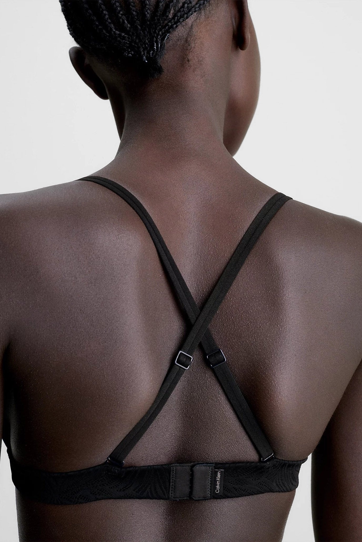 Женский черный бюстгальтер UNLINED TRIANGLE 7