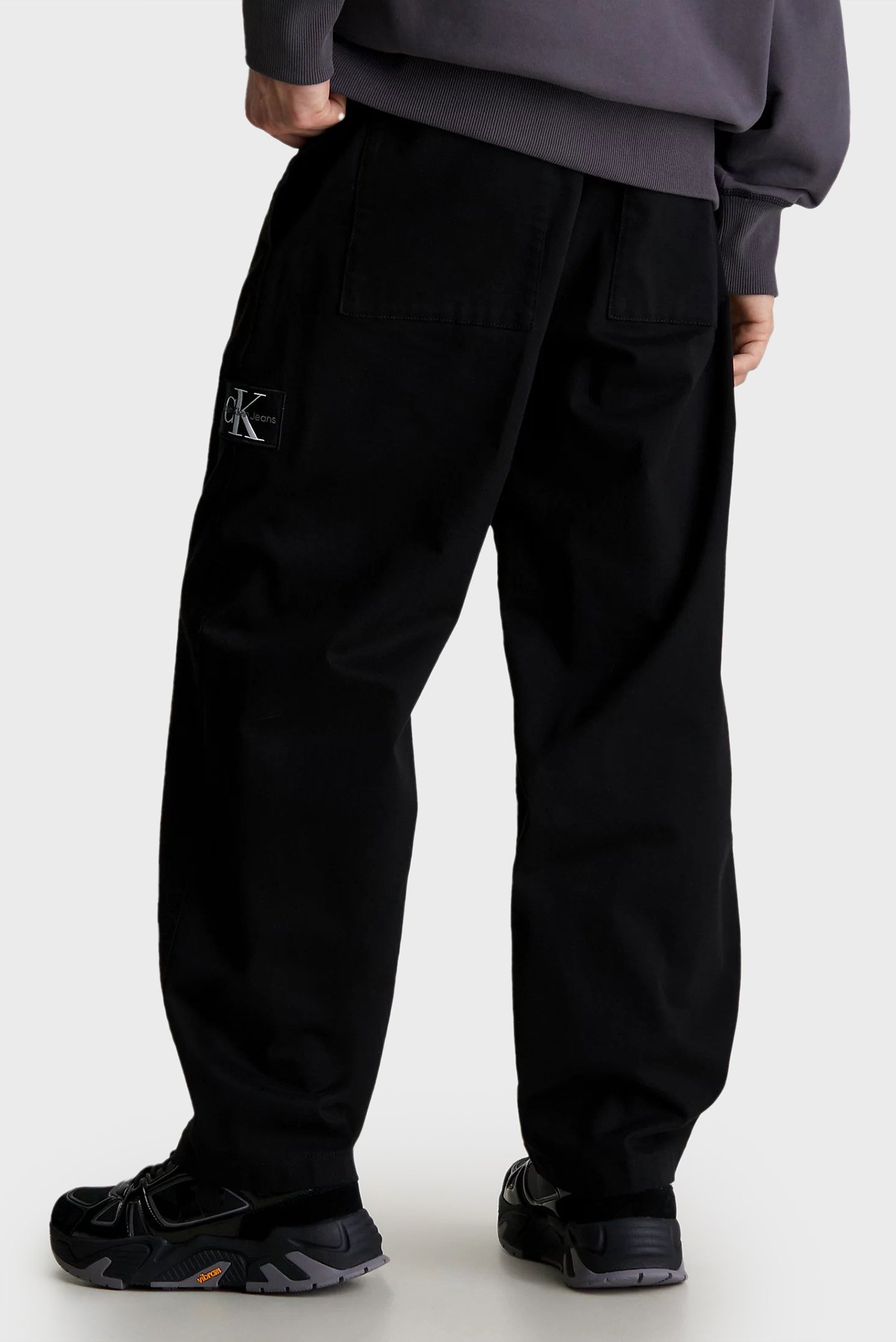 Штаны спортивные BADGE TRIM WOVEN PANT 4