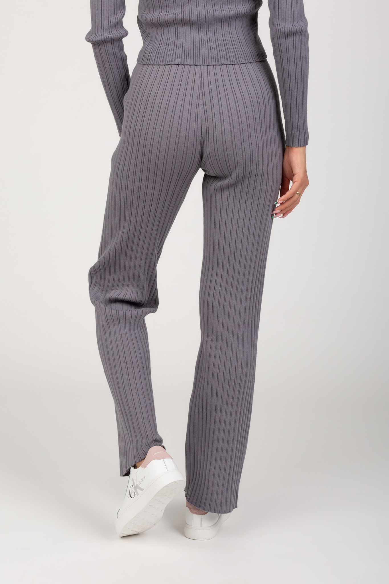 Штаны спортивные MONOGRAM BADGE KNITTED PANT 3