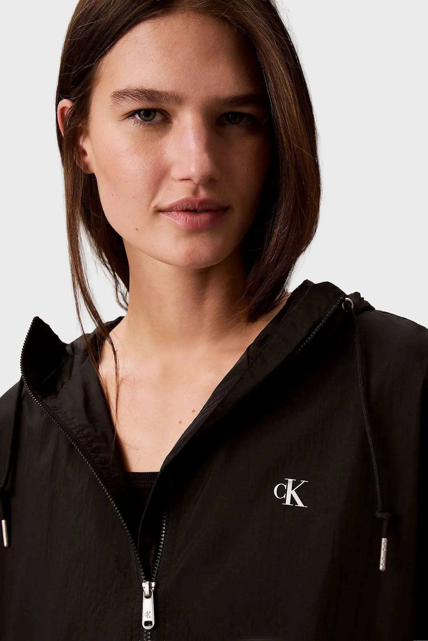 Ветровка ESSENTIAL NYLON WINDBREAKER 4