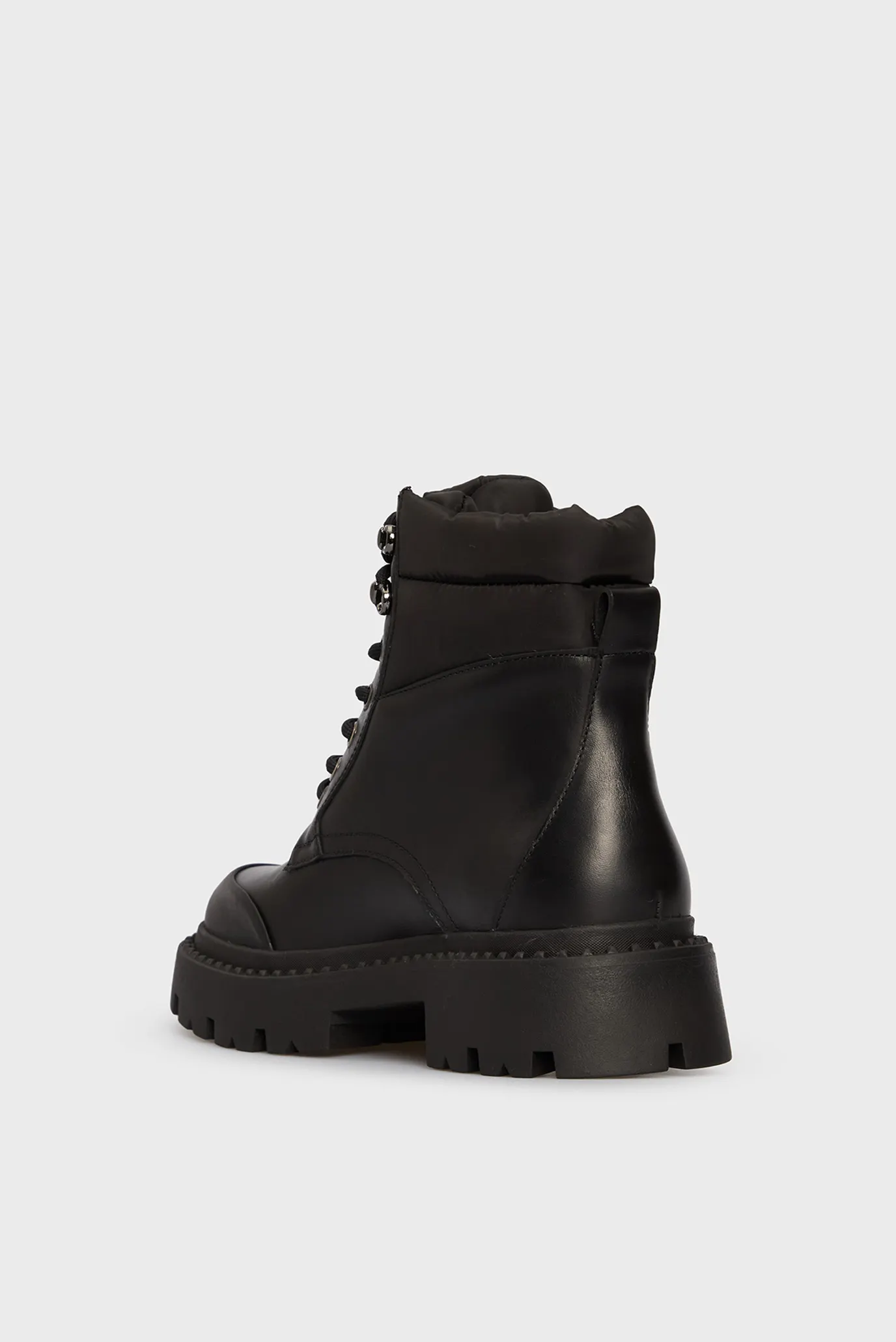 Женские черные кожаные ботинки Danna 4