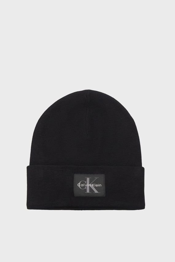 Шапка MONOLOGO PATCH BEANIE