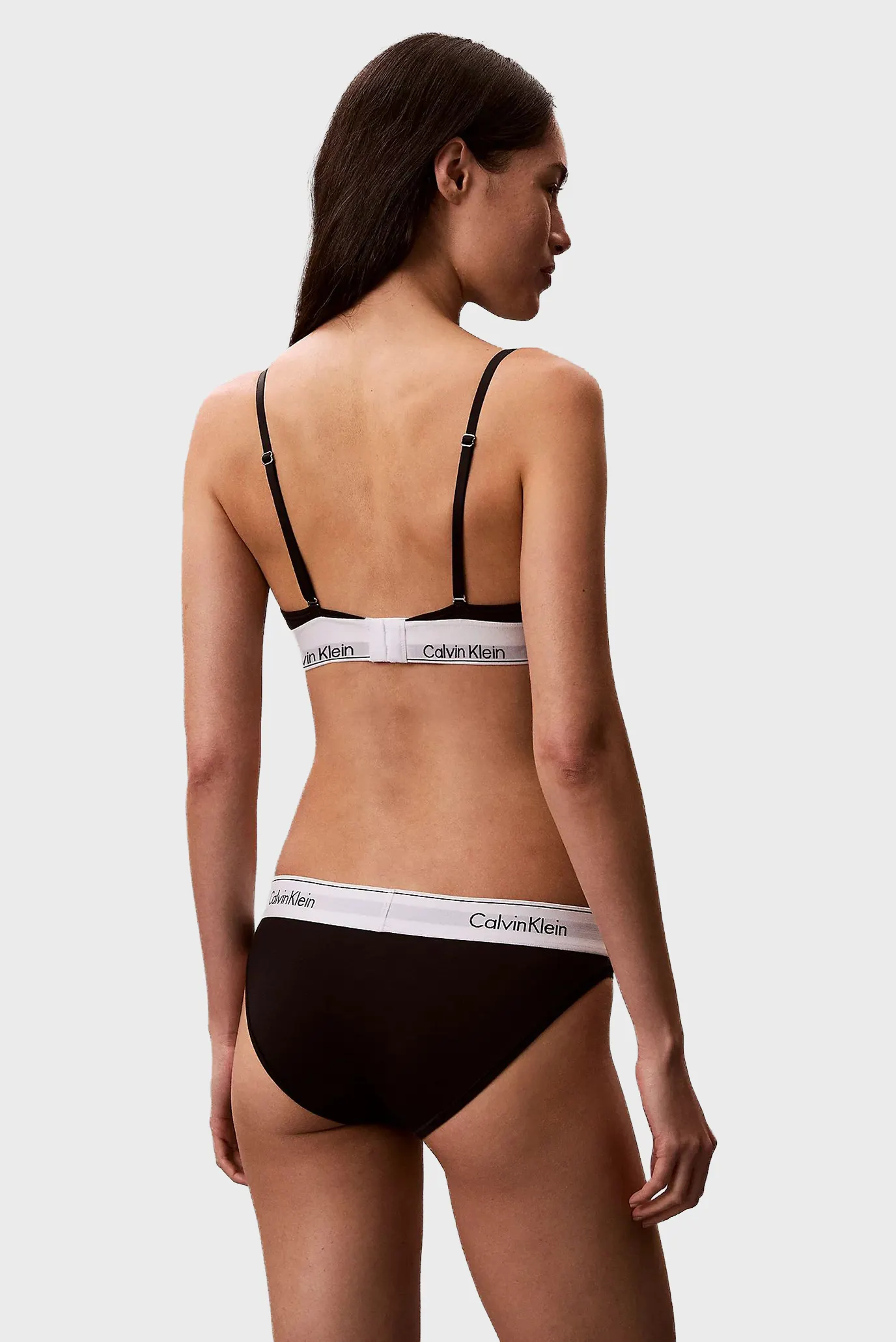 Бюстгальтер LIGHTLY LINED PLUNGE 3