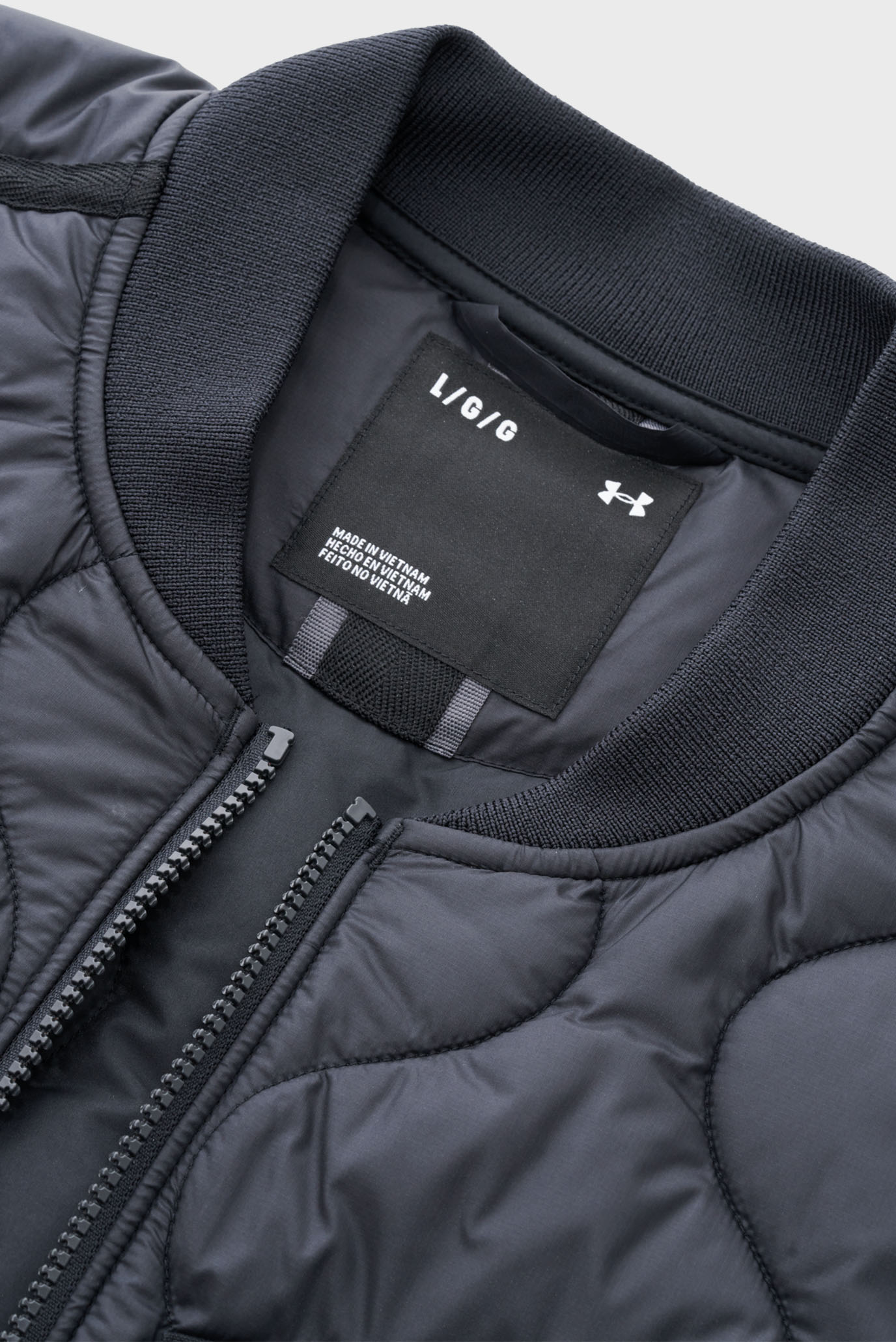 Ветровка UA Heritage Jkt 4