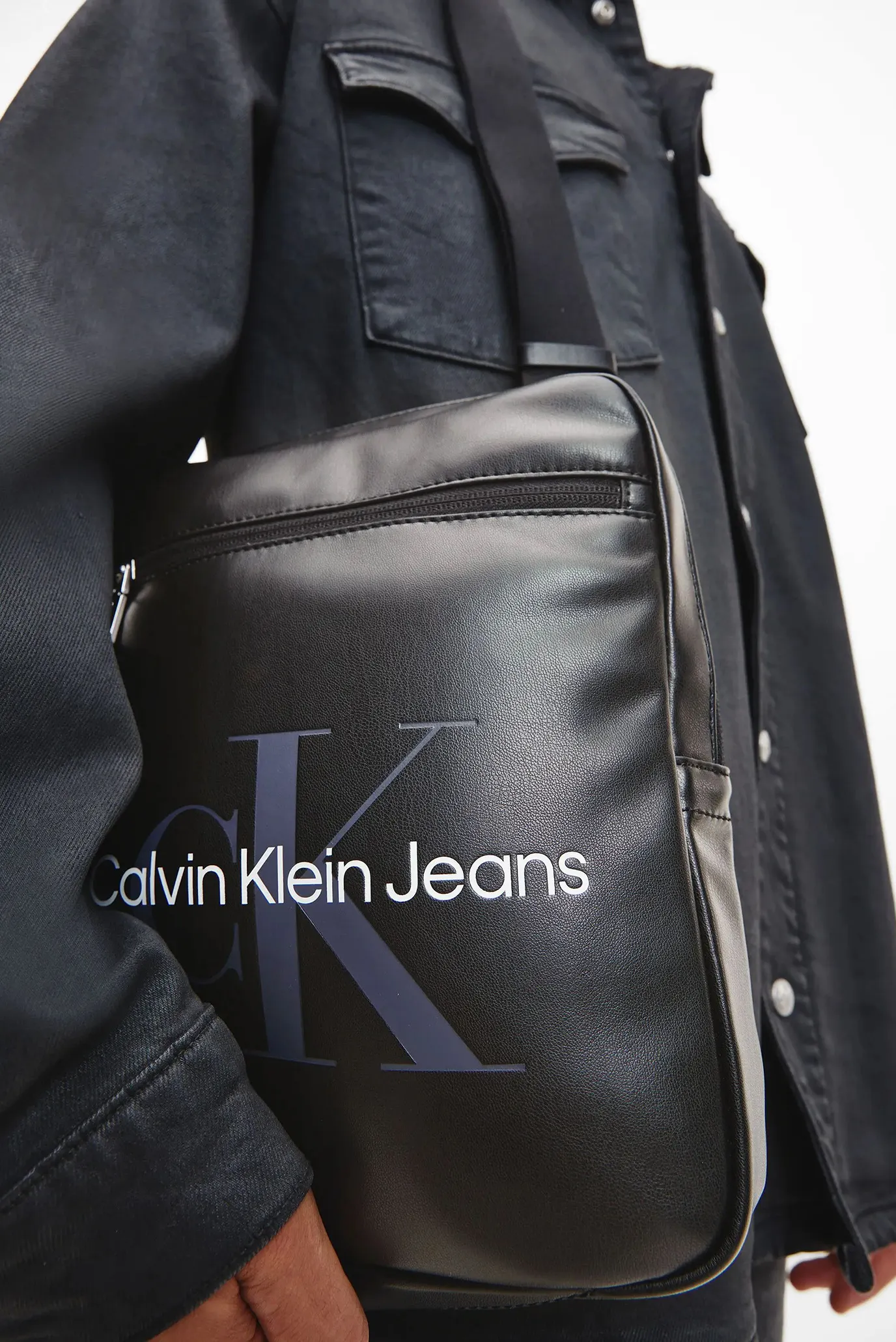 Сумка MONOGRAM SOFT REPORTER22 10