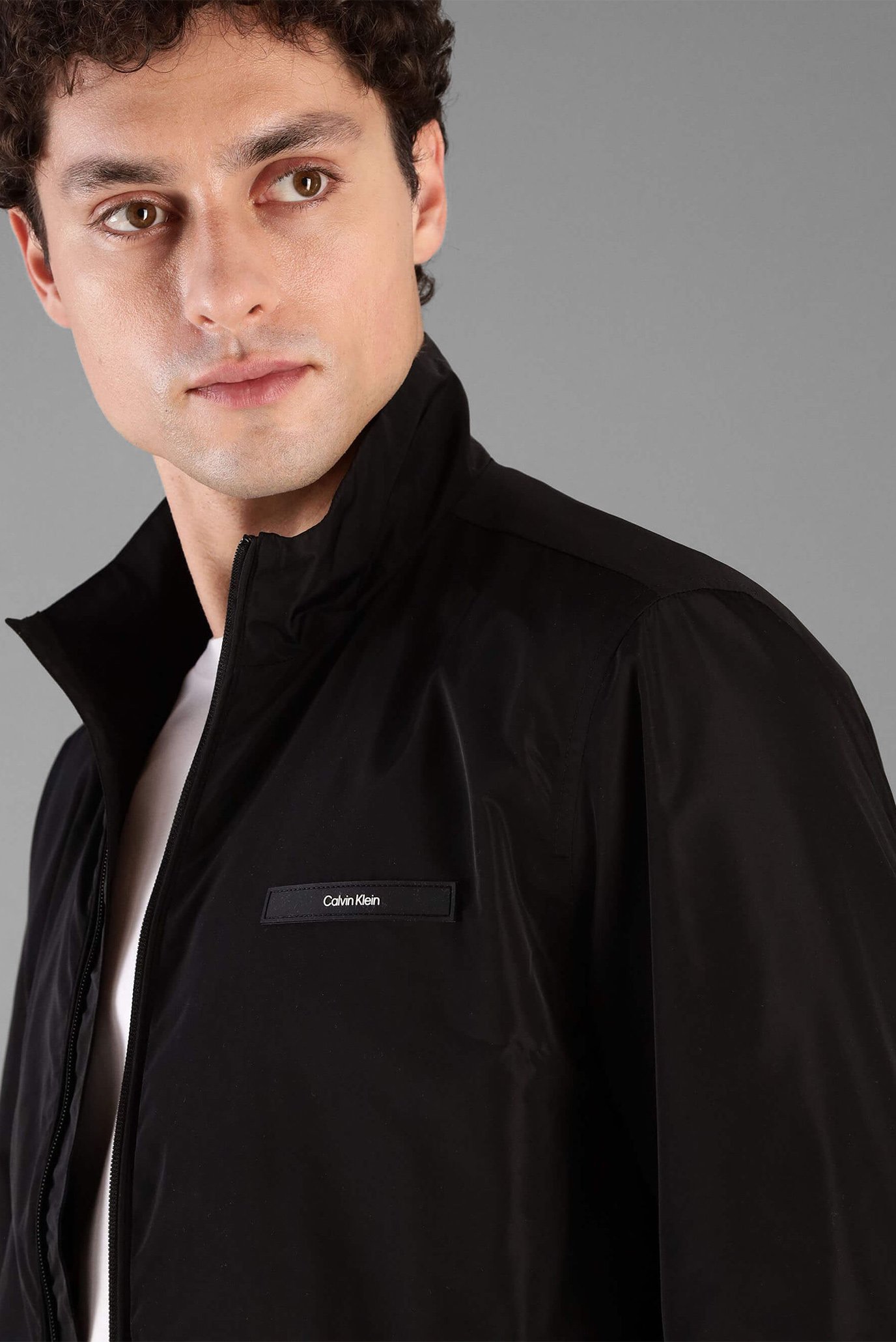 Ветровка ESSENTIAL NYLON BLOUSON 4