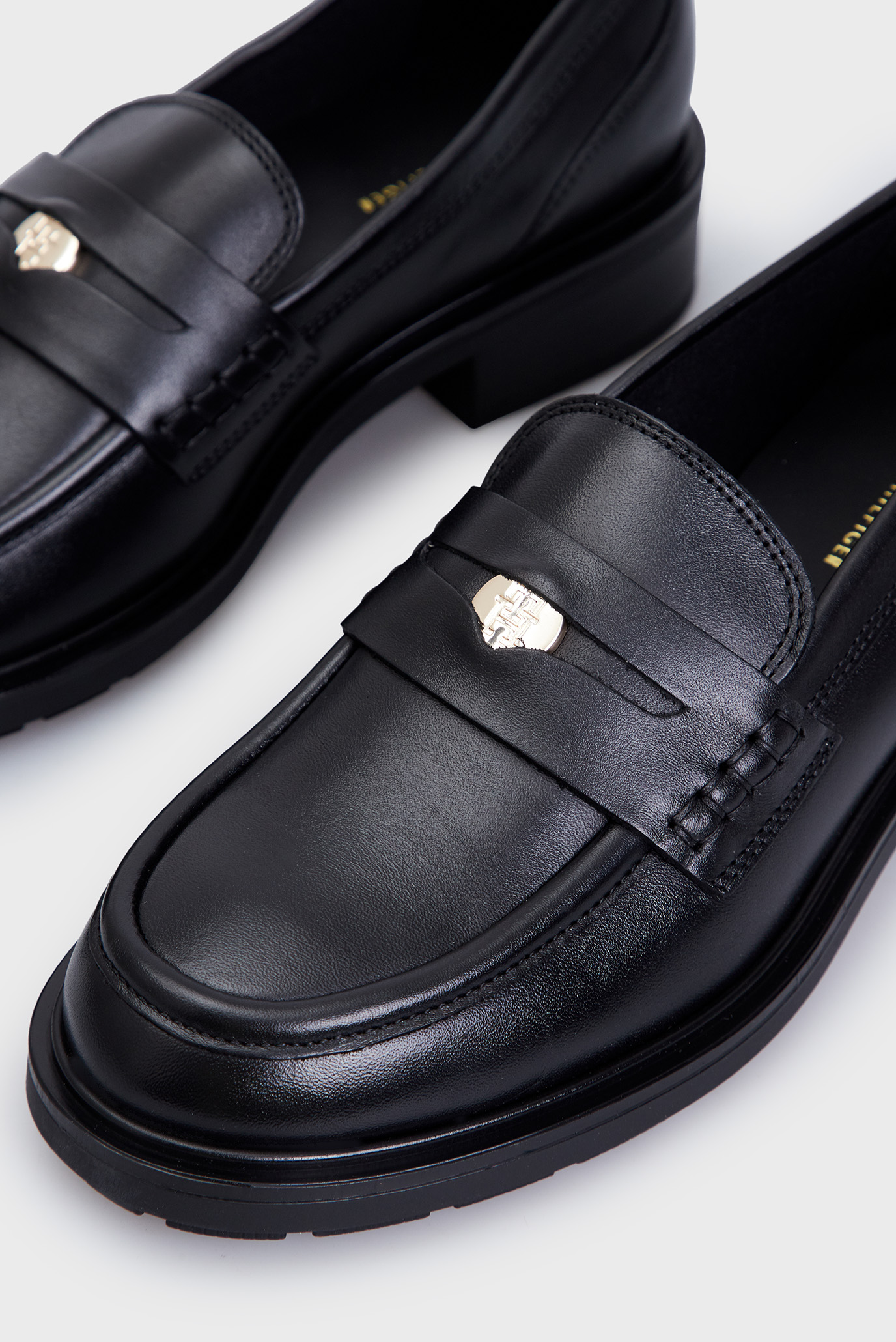 Женские черные кожаные лоферы TH PENNY LOAFER 2