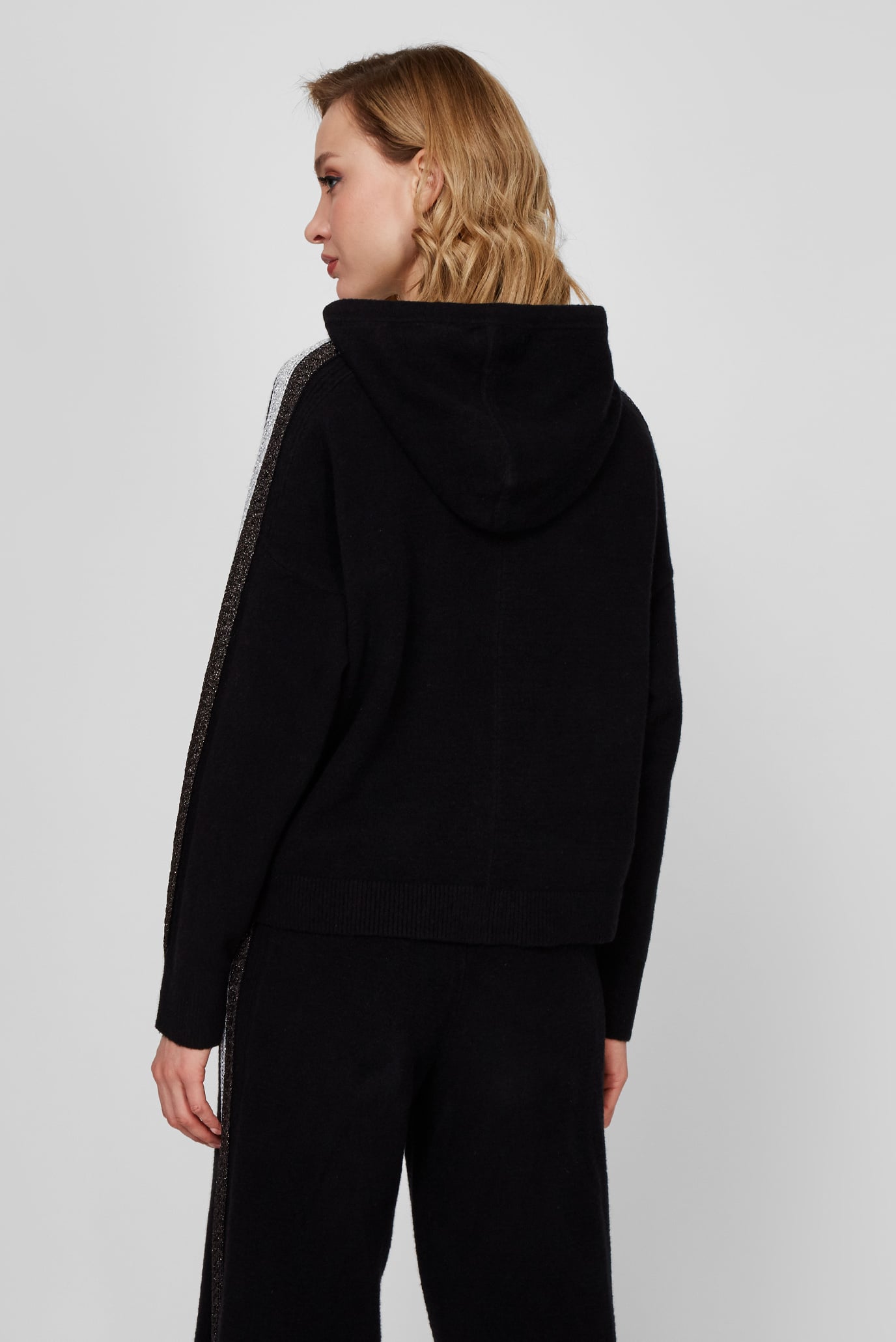 Женское черное худи FLEX RELAXED 9