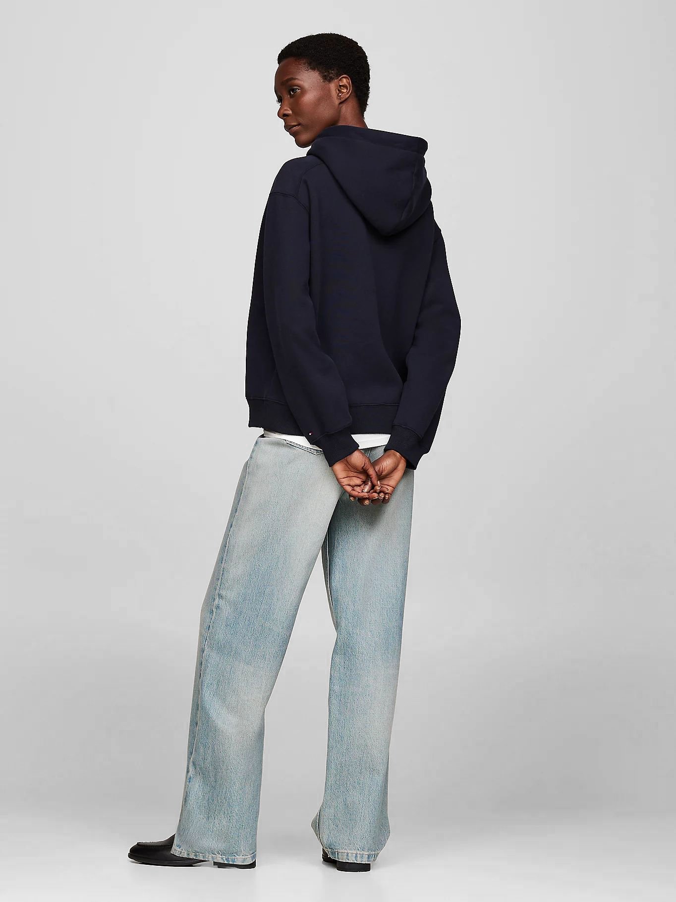 Худи MDRN REG VARSITY CREST HOODIE 3