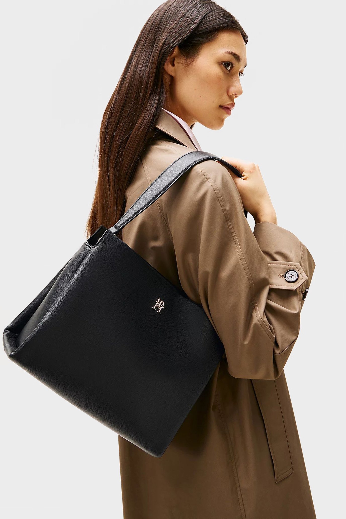 Сумка TH LEGACY MED SATCHEL Tommy Hilfiger Сумка TH LEGACY MED SATCHEL 2