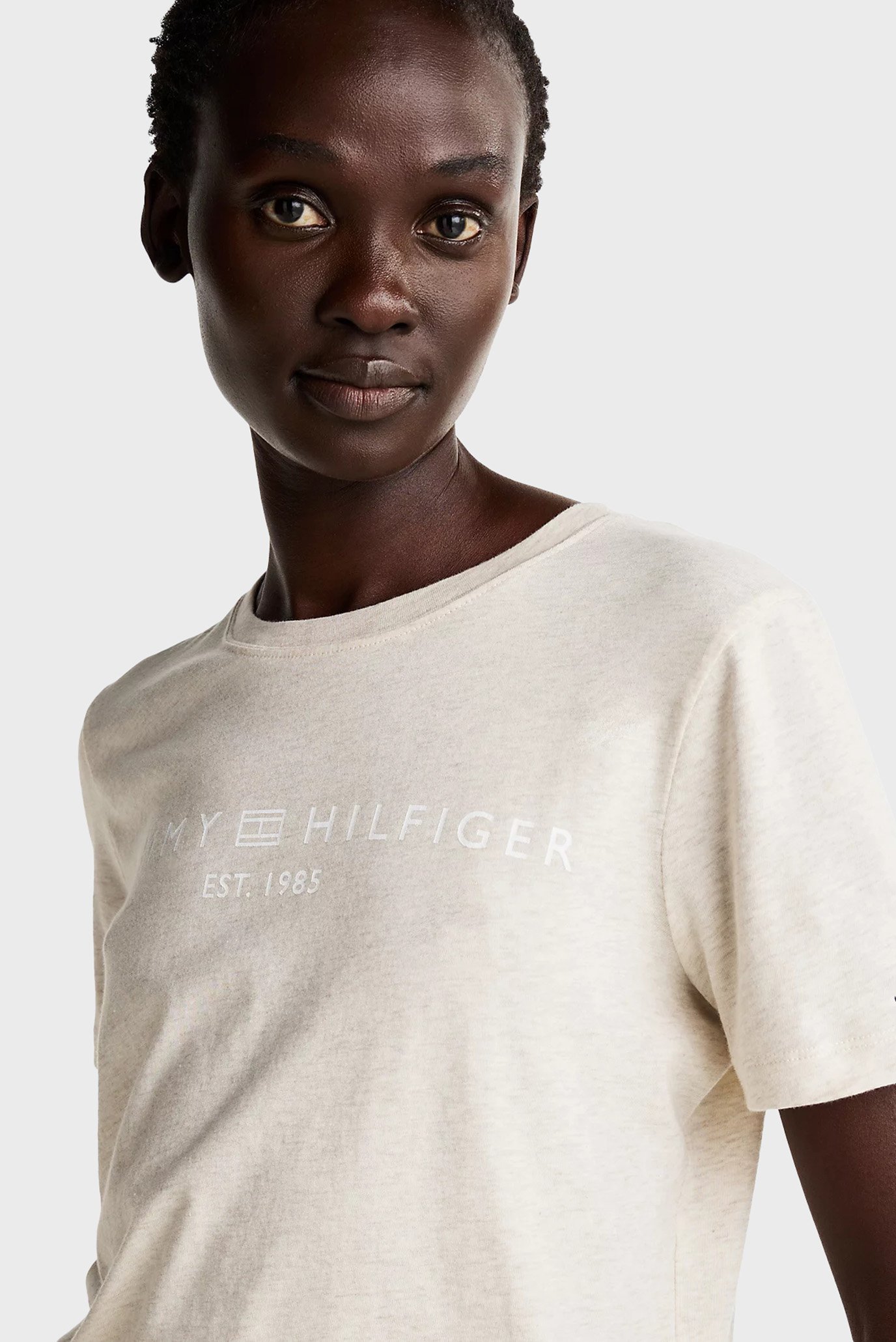 Футболка REG CORP LOGO C-NK SSTommy Hilfiger Футболка REG CORP LOGO C-NK SS 2