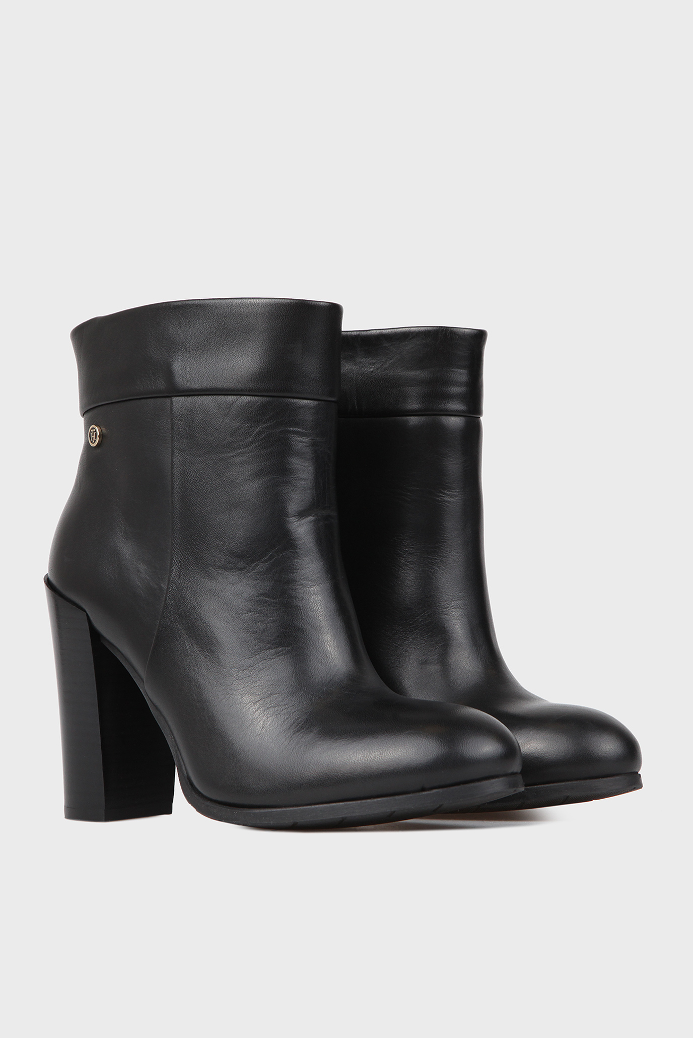 Женские черные кожаные ботильоны 7