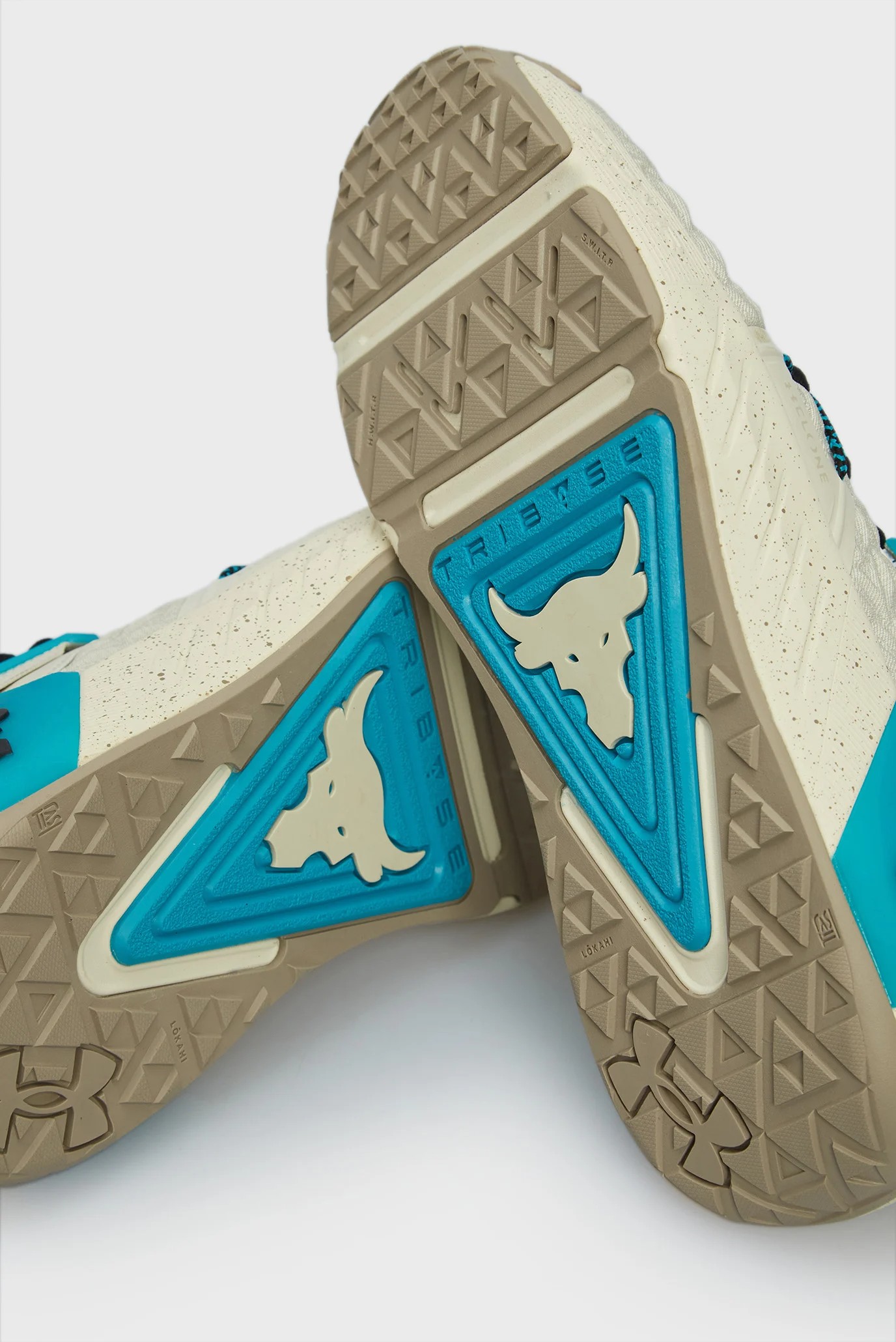 Мужские белые кроссовки UA Project Rock 6 2