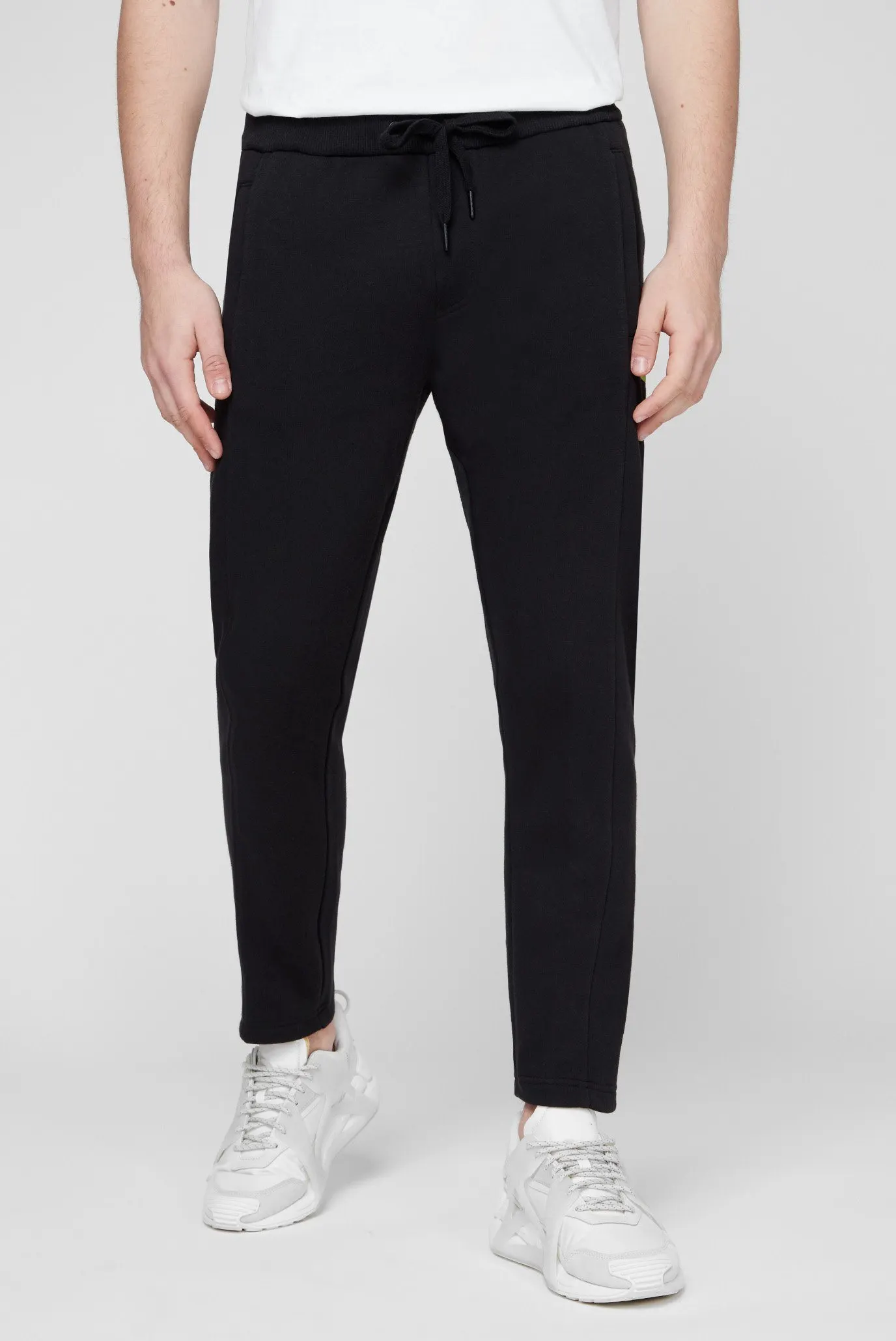 Мужские черные спортивные брюки 1