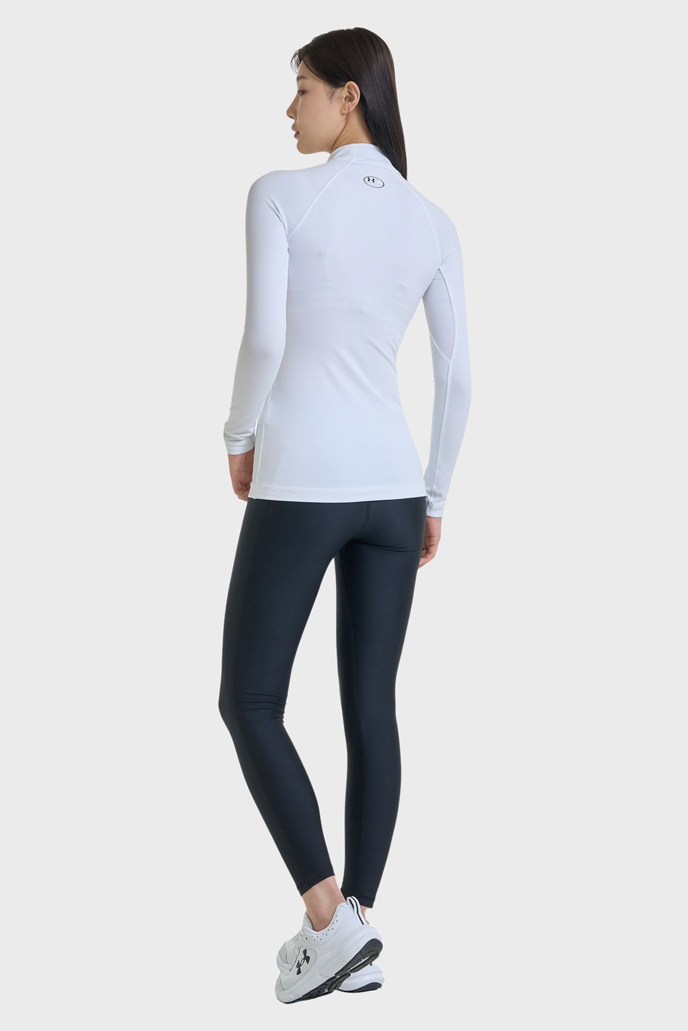 Женский белый лонгслив UA CG Authentics Mockneck 4