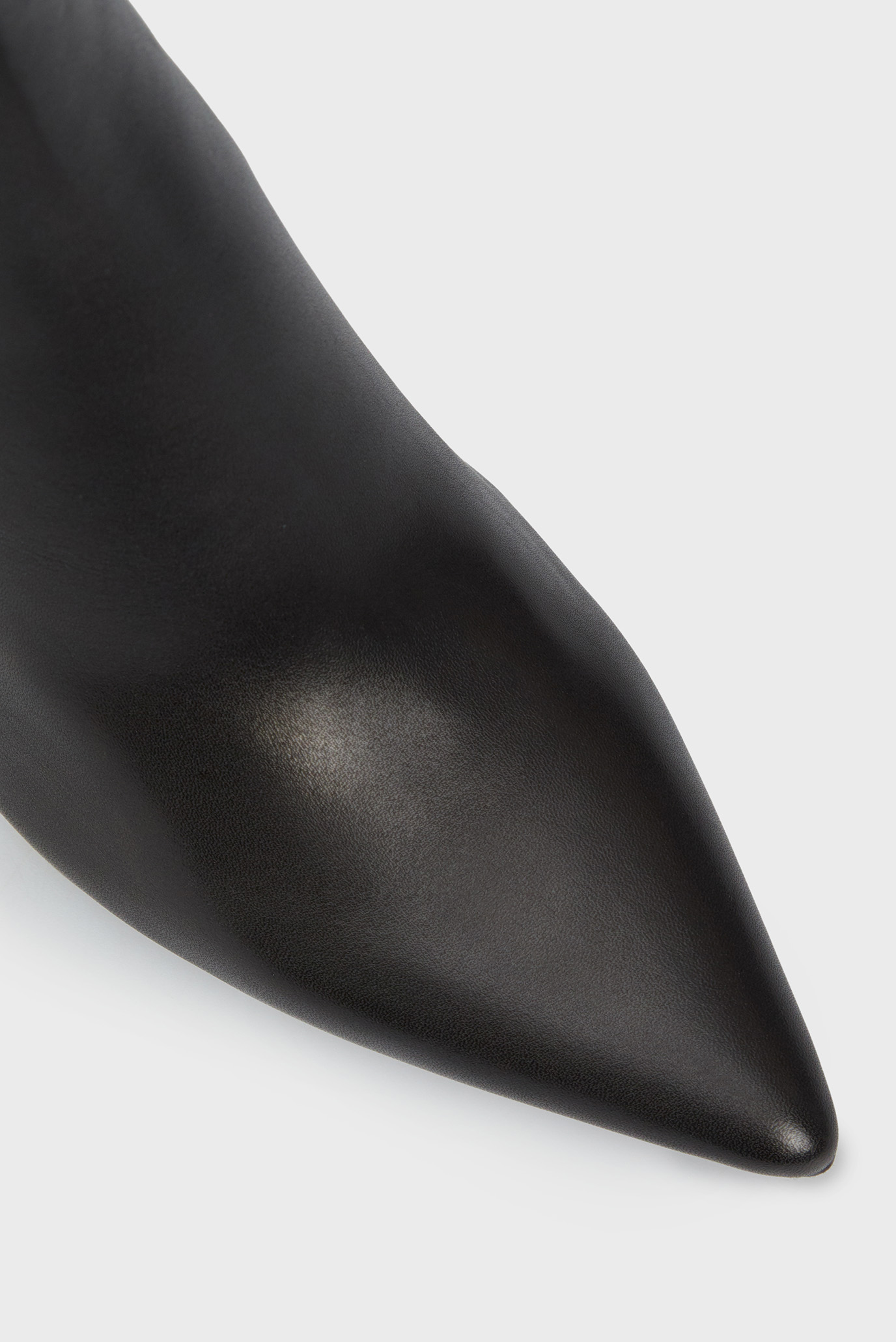 Женские черные кожаные ботильоны Canella 4