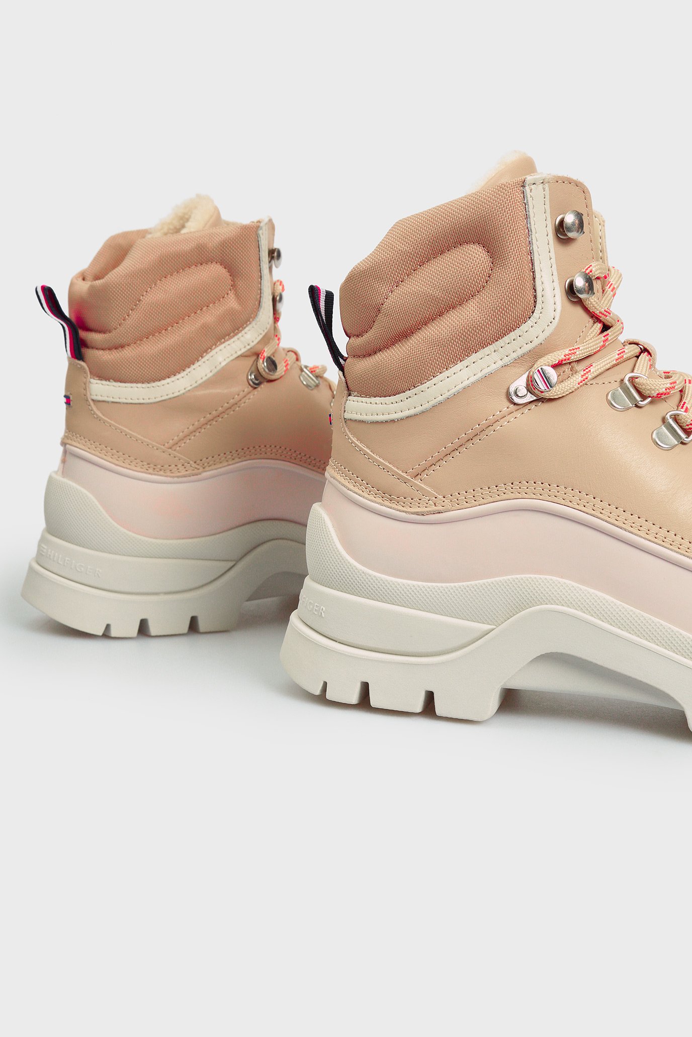 Женские бежевые ботинки WARMLINED 5