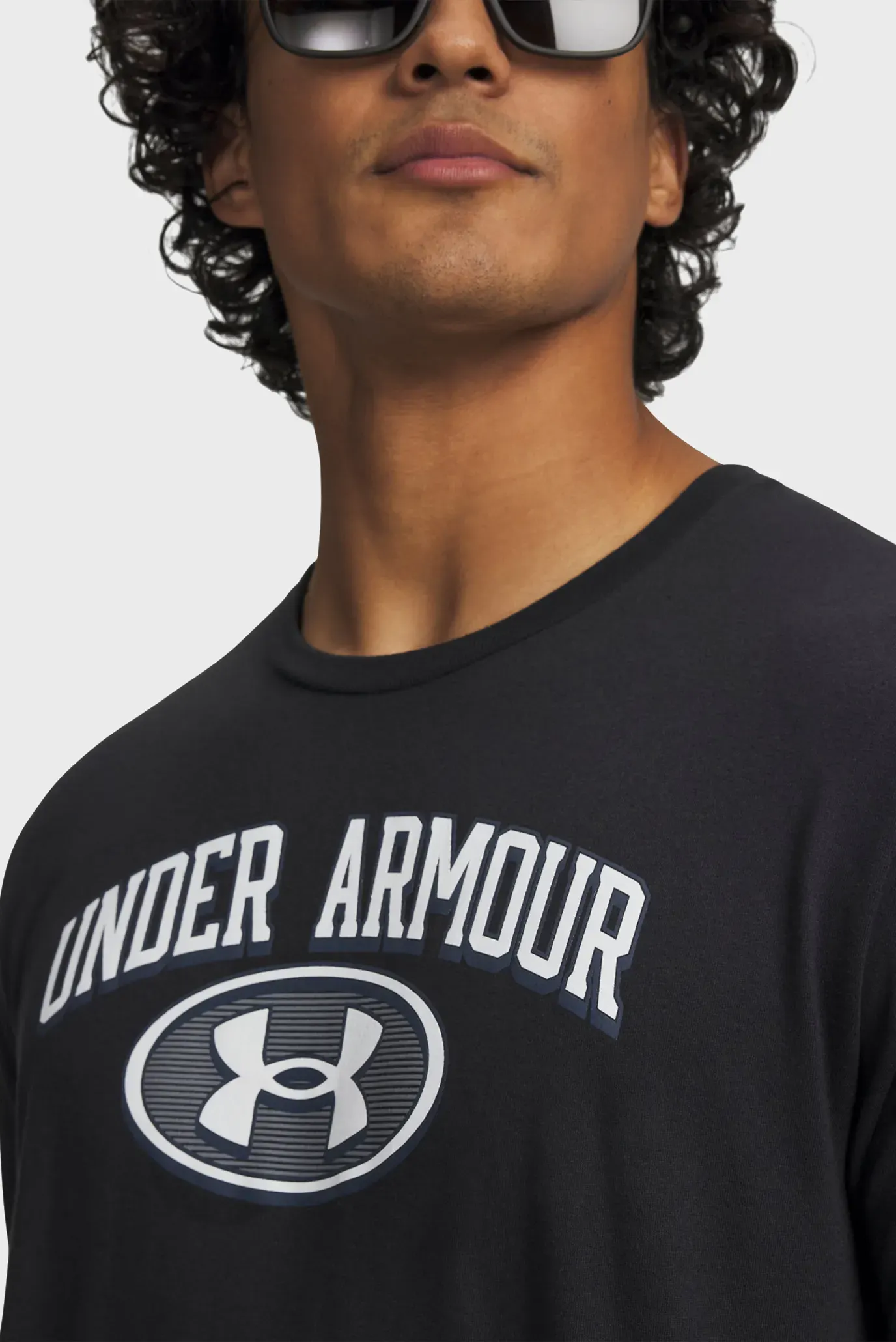 Футболка UA M WM Locker Tag SS-BLK 3