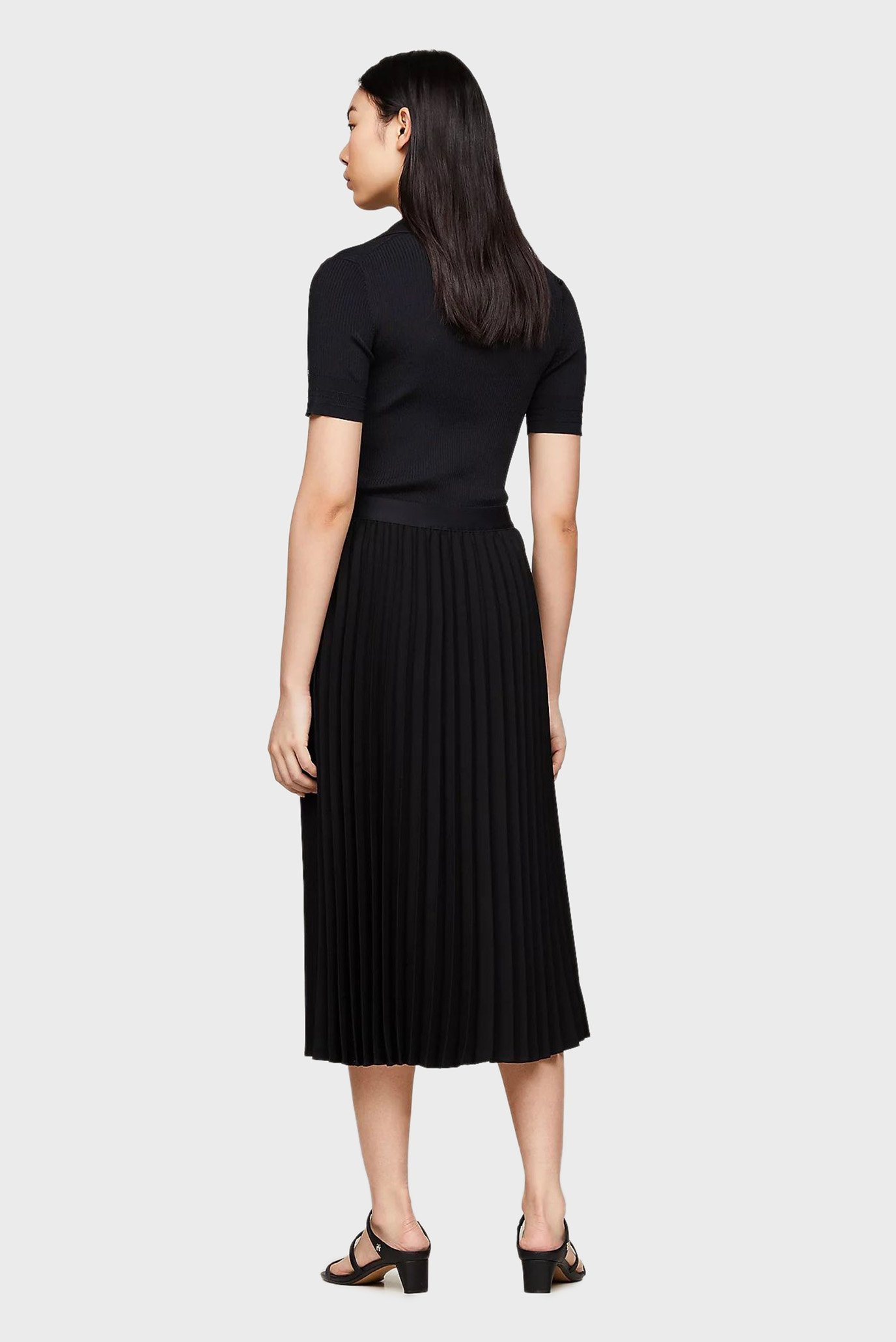 Женская черная плиссированная юбка FLUID PLEATED MIDI SKIRTTommy Hilfiger Женская черная плиссированная юбка FLUID PLEATED MIDI SKIRT 2