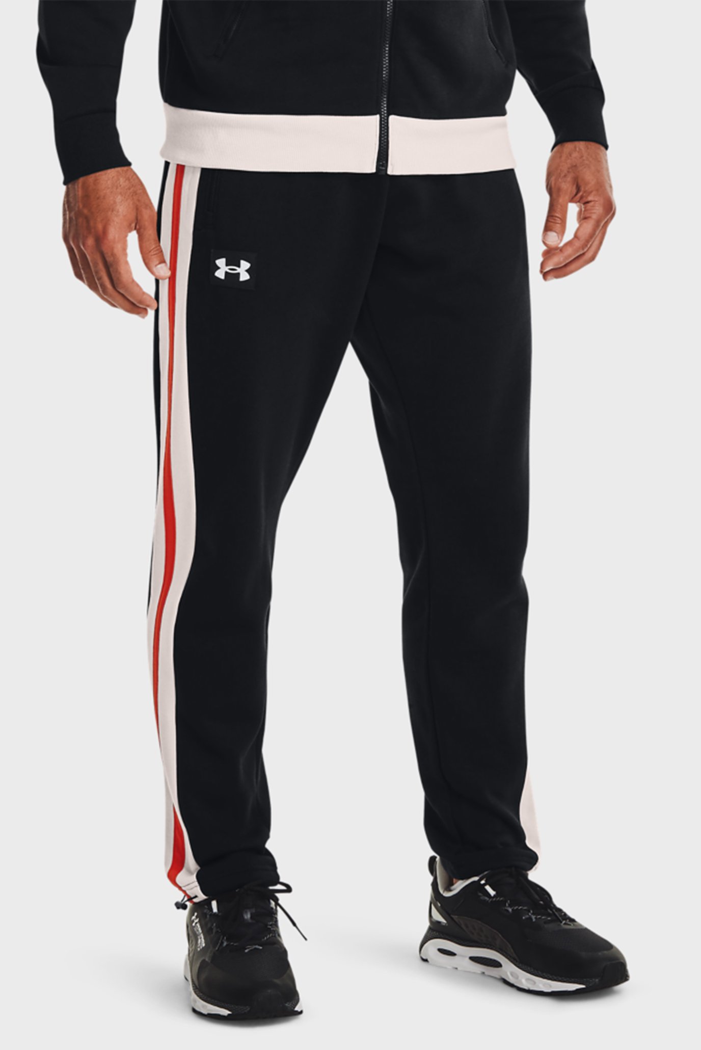 Мужские черные спортивные брюки UA RIVAL FLC ALMA MATER PANT 1
