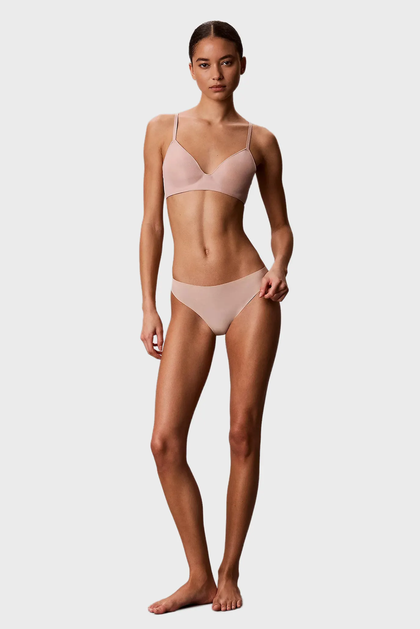 Бюстгальтер LIGHTLY LINED WIREFREE PLUNGE 2