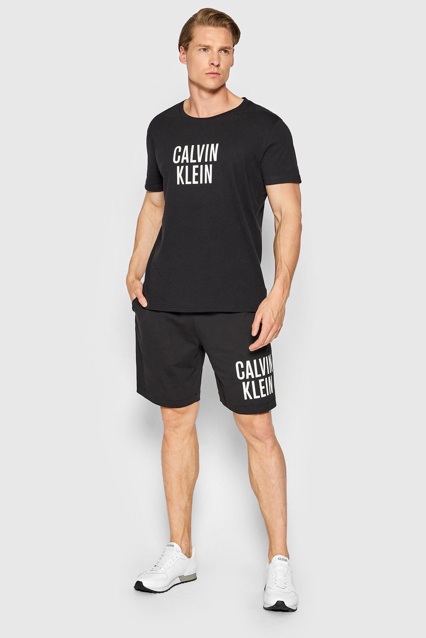 Футболка RELAXED CREW TEE 3