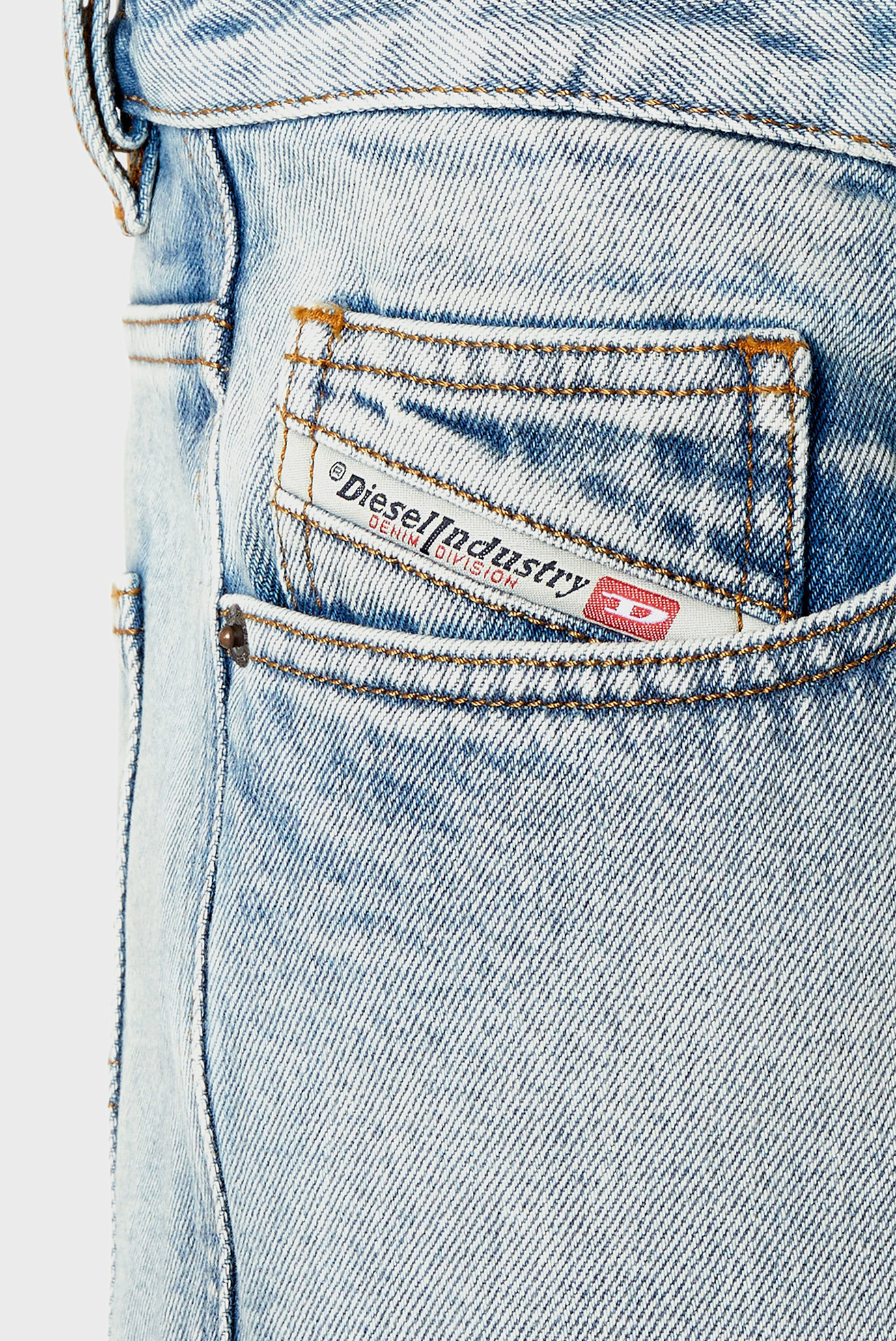 Шорты REGULAR-SHORT SHORTS 9