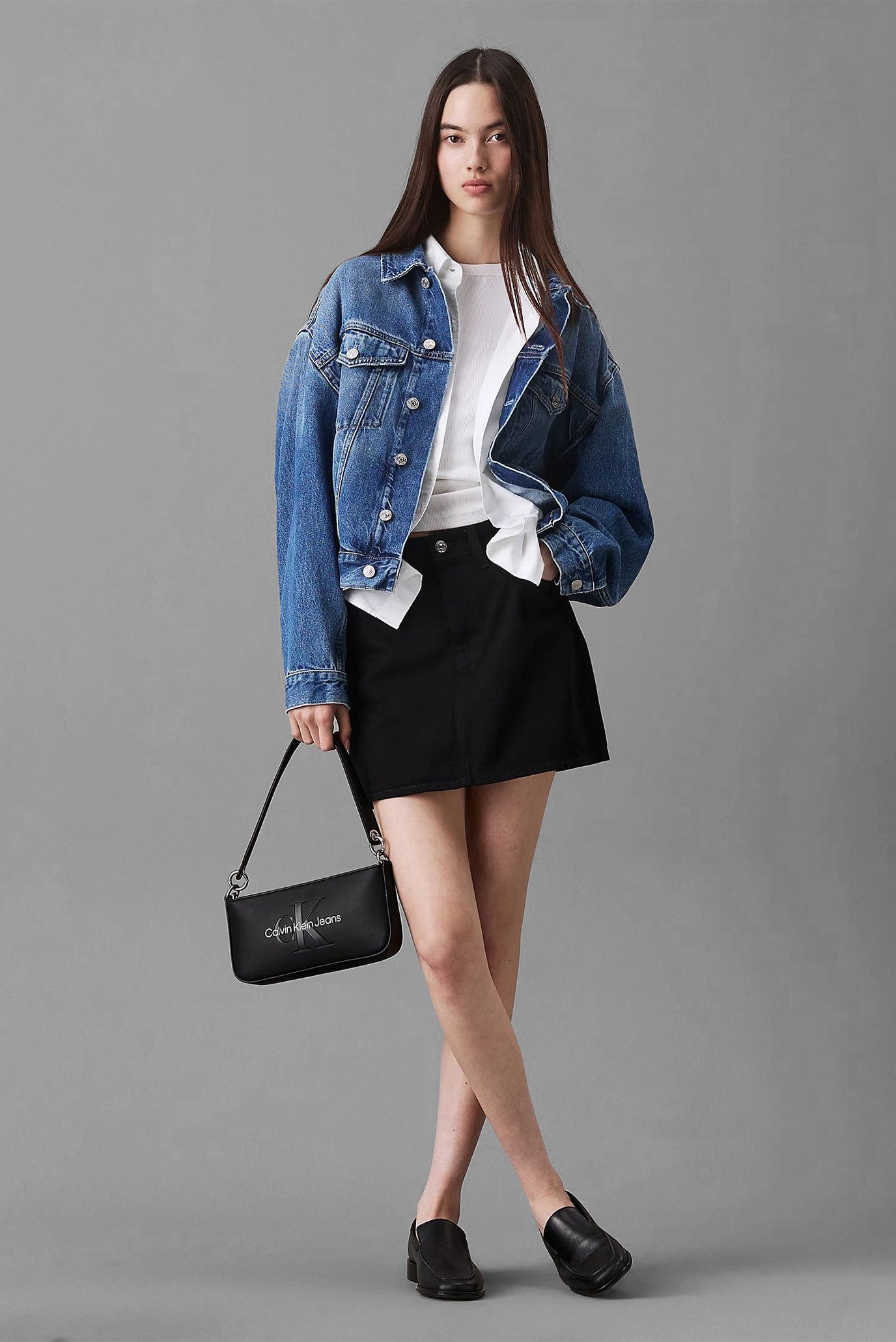 Сумка SCULPTED SHOULDER POUCH25 MONO 2