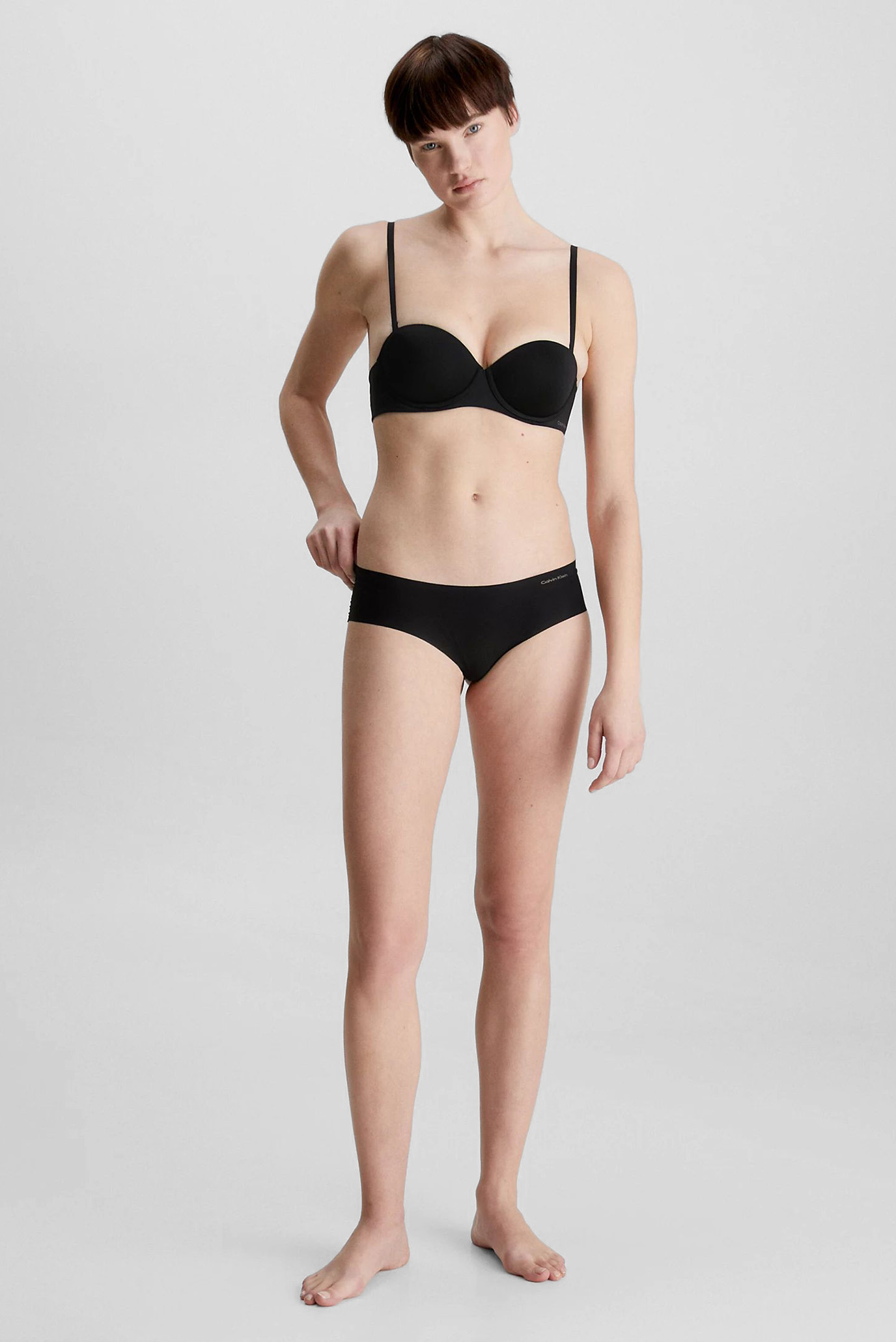 Женские черные трусики HIPSTERCalvin Klein Женские черные трусики HIPSTER 3