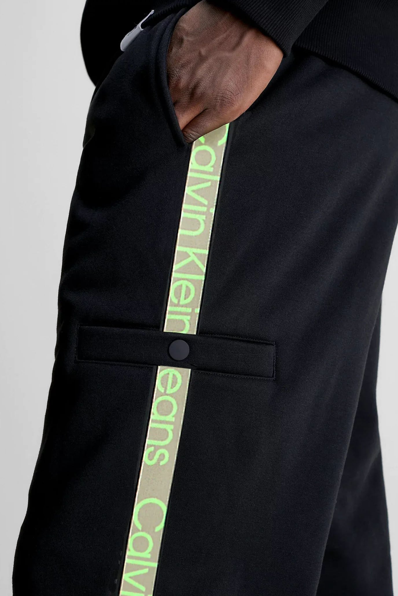 Штаны спортивные CUT OFF LOGO TAPE HWK PANT 3