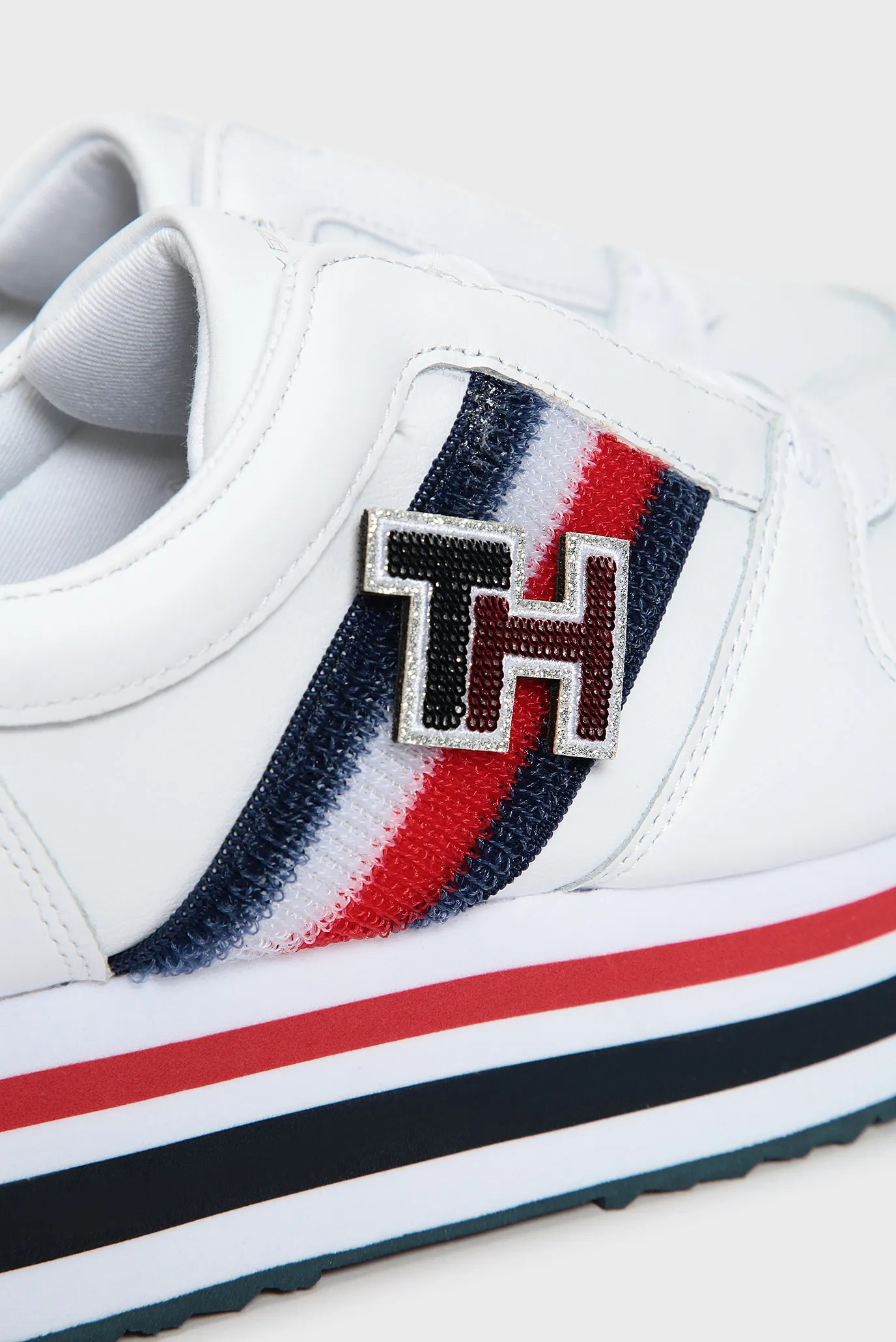 Женские белые кожаные кроссовки TOMMY CUSTOMIZE FLATFORM 7