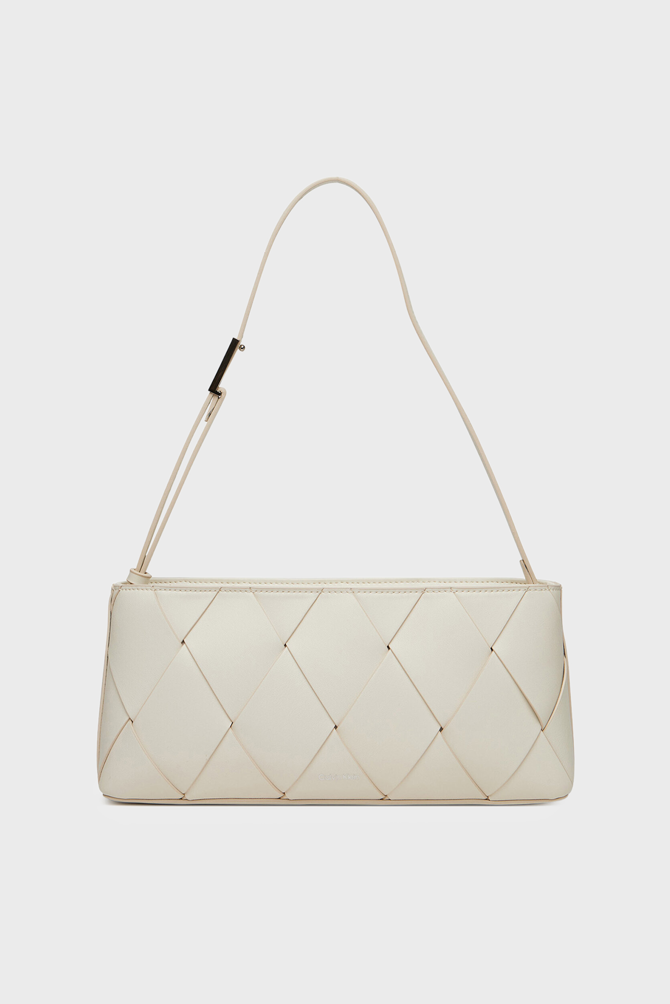 Женская белая сумка CK WOVEN ELONGATED SHOULDER BAG 1