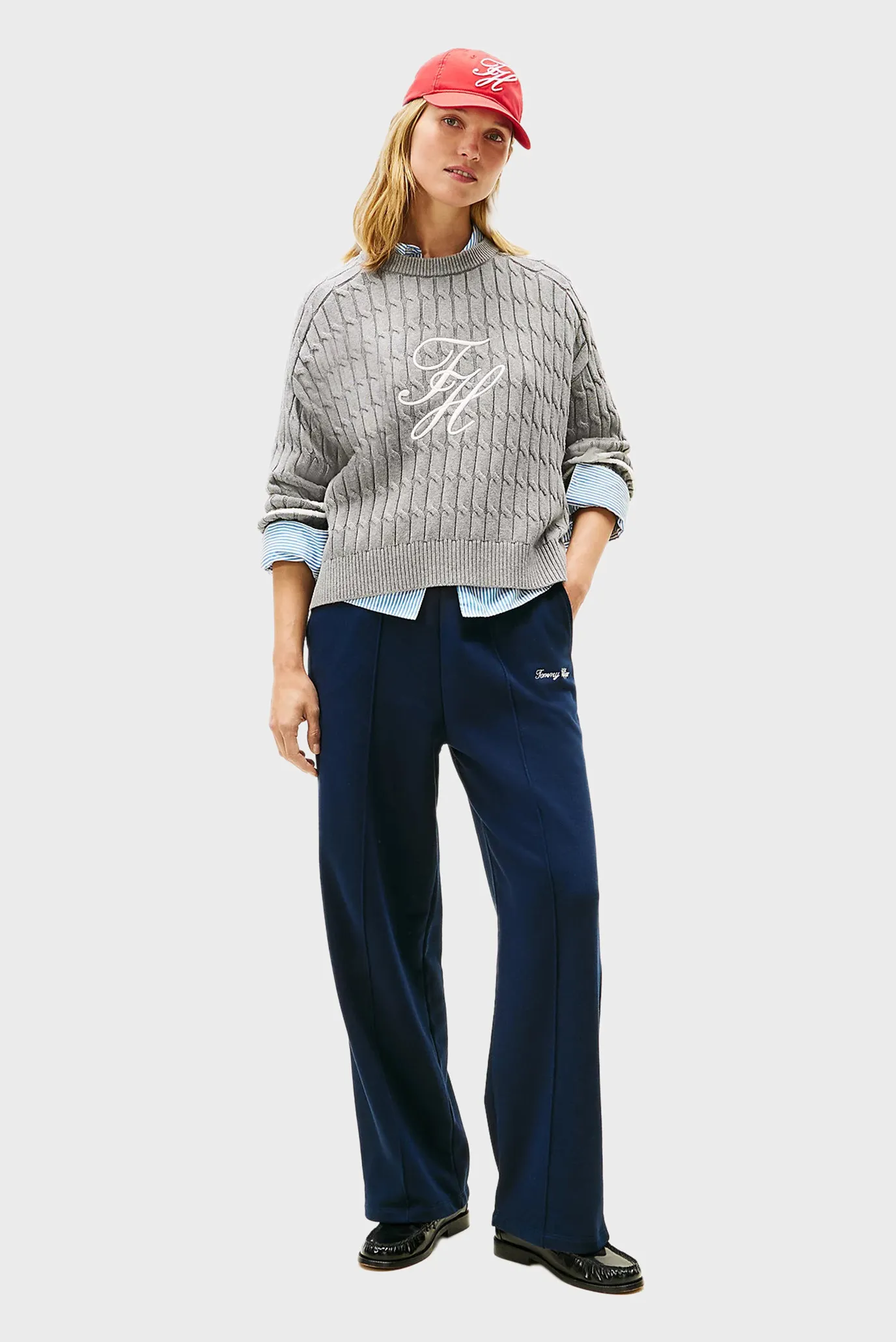 Свитер TEXTURED GRAPHIC C-NK LS SWT 2