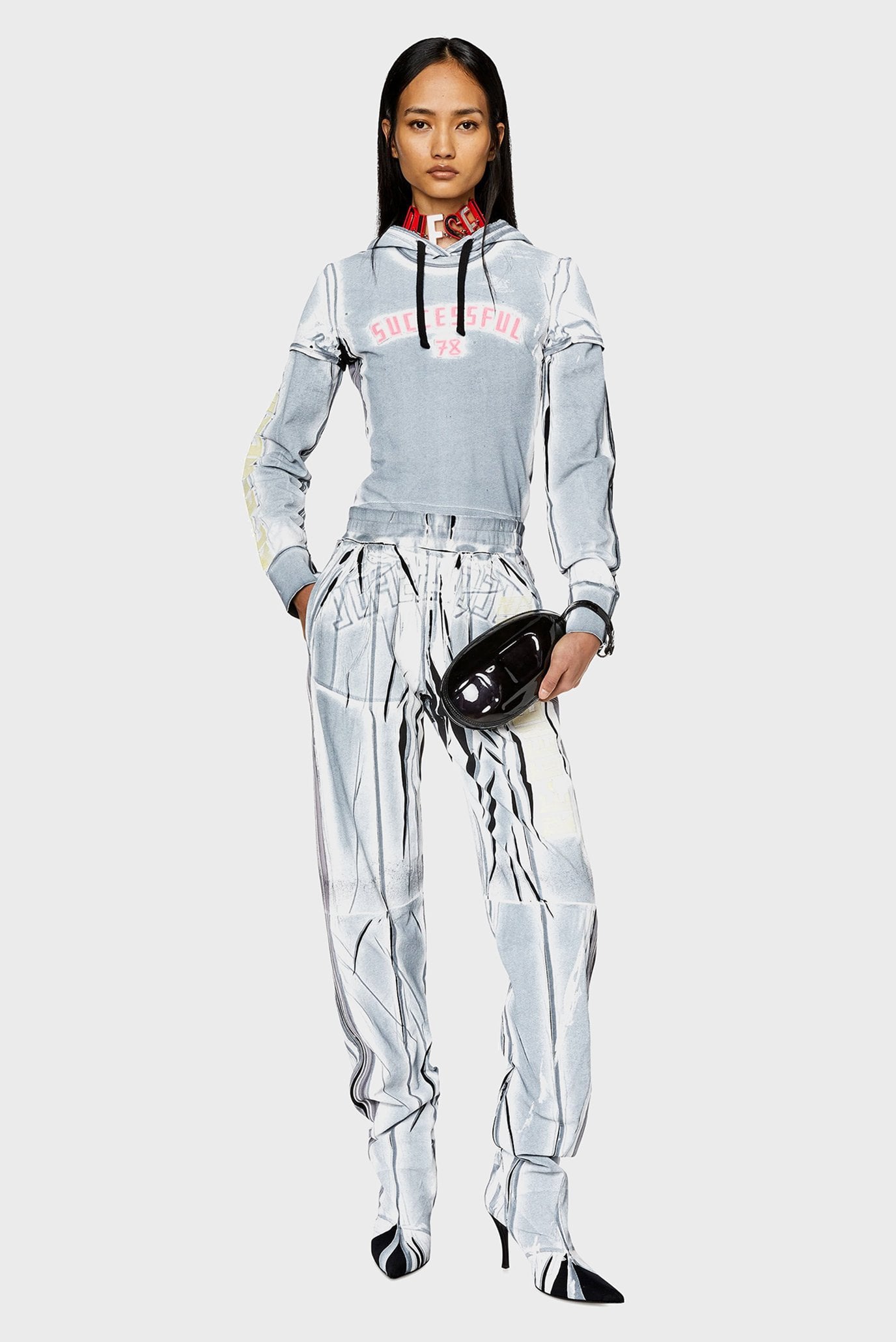 Худи F-CARLYE SWEAT-SHIRT 2