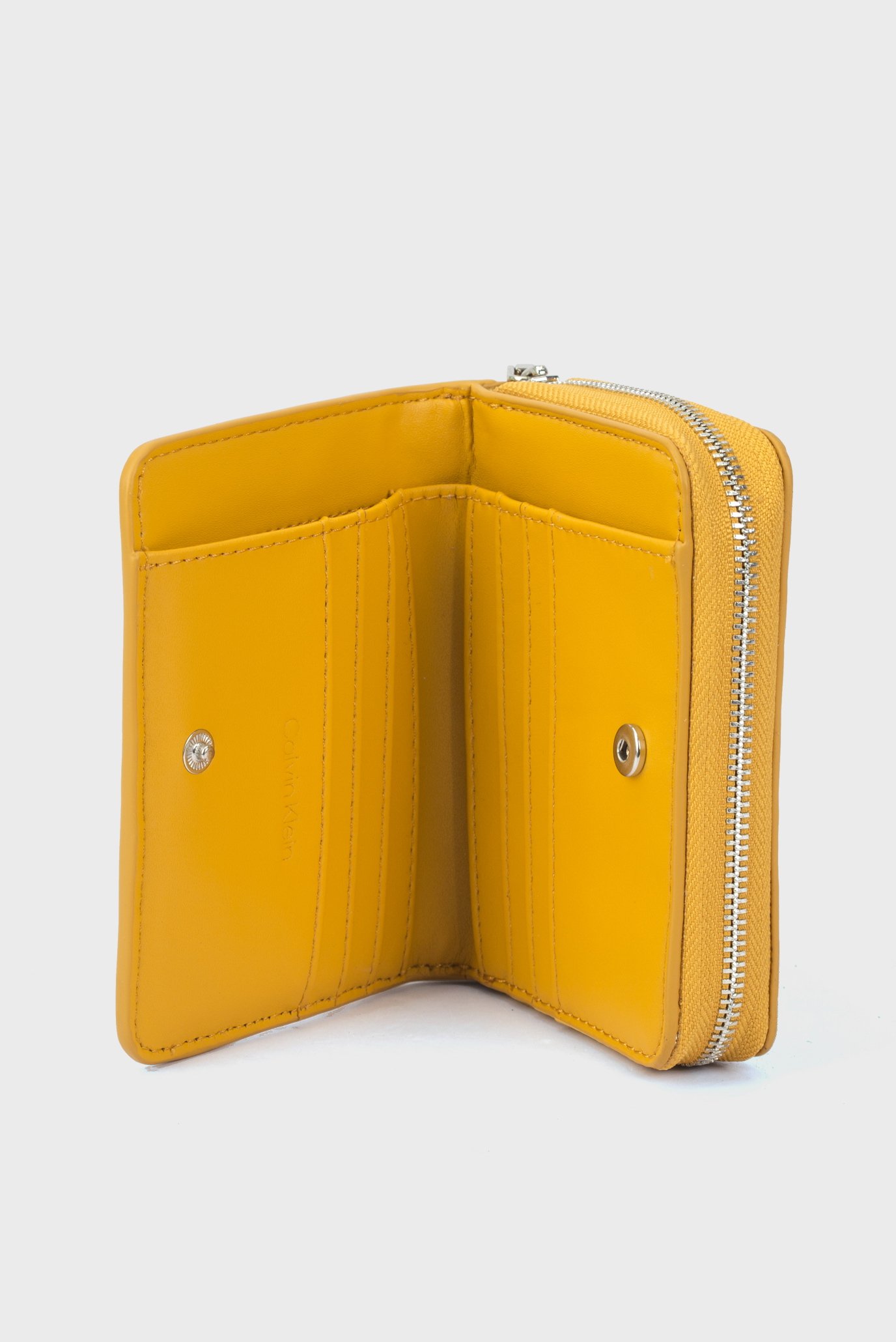 Кошелек CK MUST WALLET W FLAP MD 4