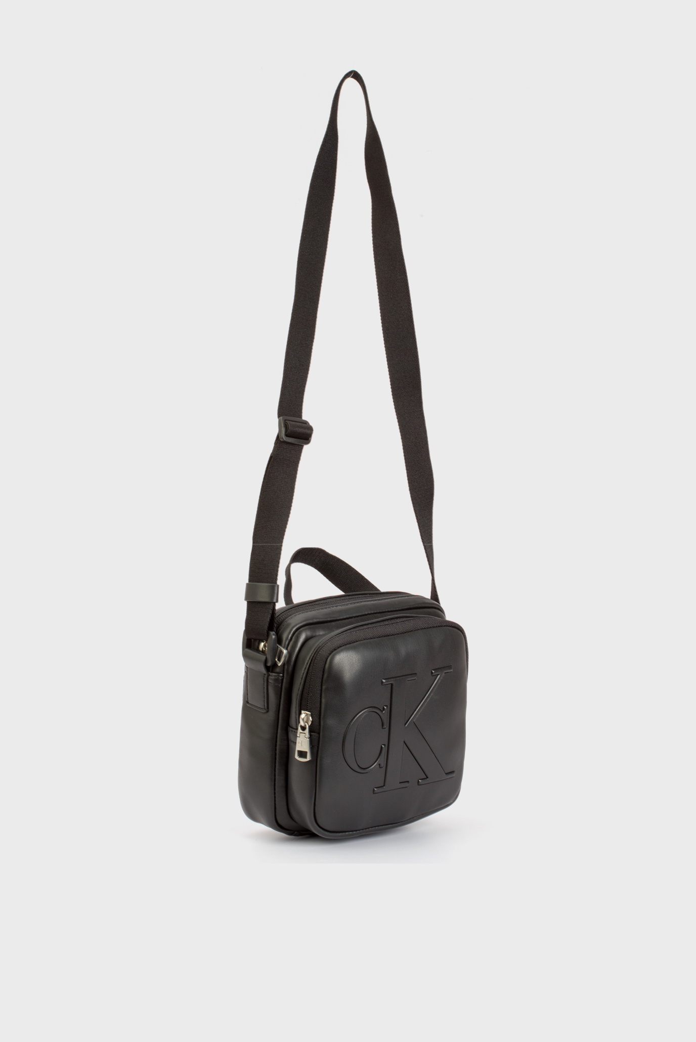 Сумка MONOGRAM SOFT CAMERA BAG17 MONO Calvin Klein Jeans Сумка MONOGRAM SOFT CAMERA BAG17 MONO 3