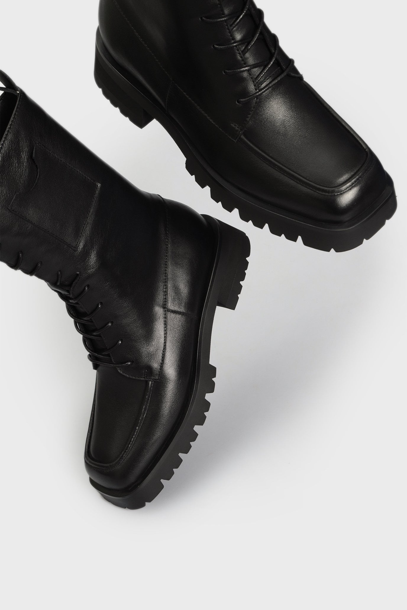 Женские черные кожаные ботинки Carysfort 7