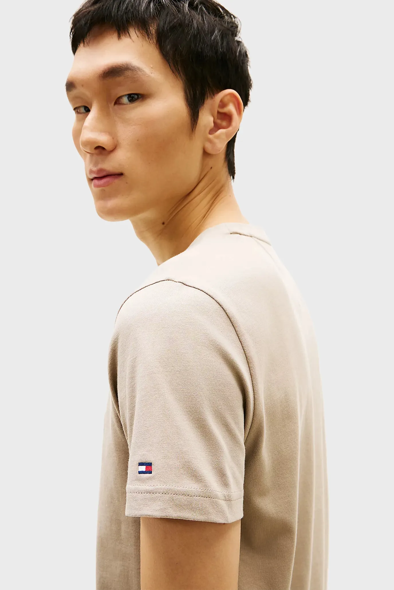 Футболка TOMMY LOGO TEE 4